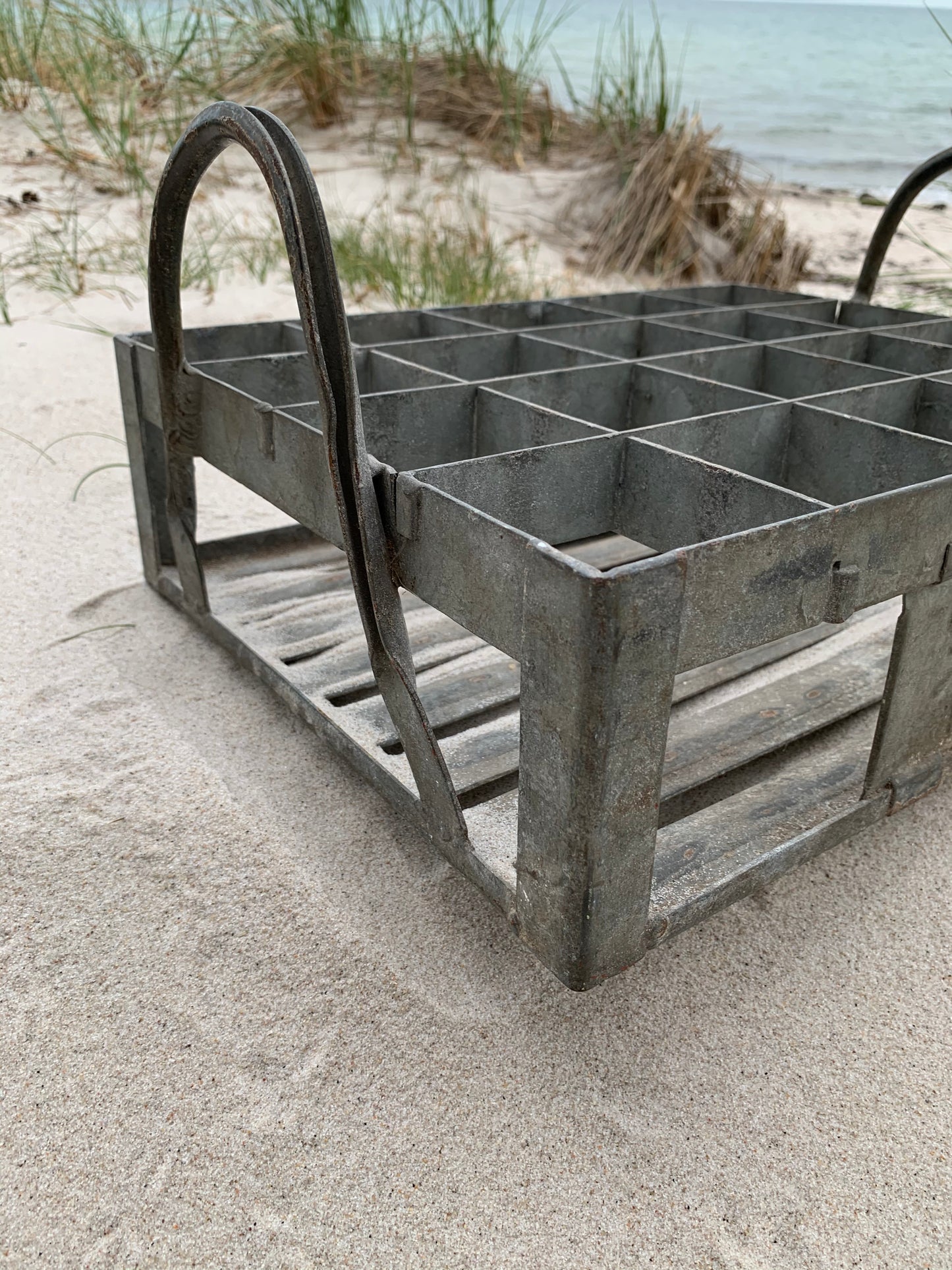 Flaschenkasten aus Metall