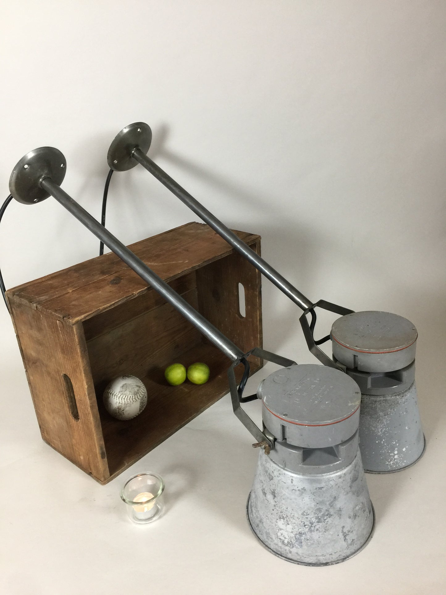 Schöne rohe Decken- oder Wandlampe (Preis gilt pro Stück)