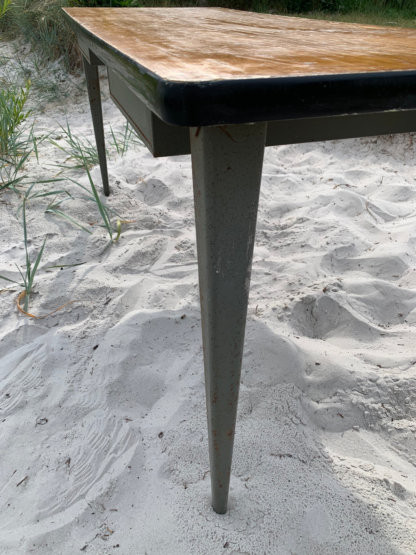 Industrieller Tisch