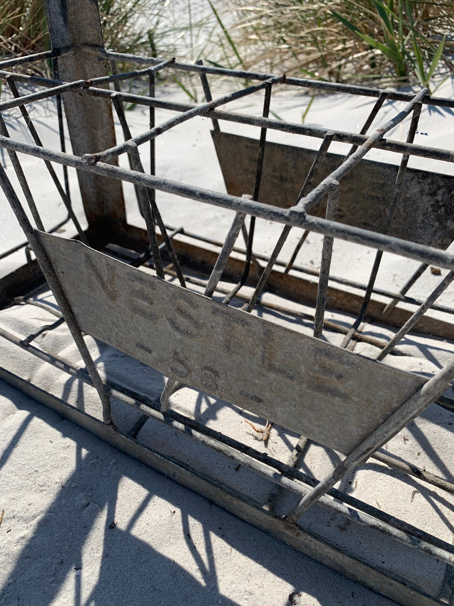 Französische Flaschenkiste - Nestlé