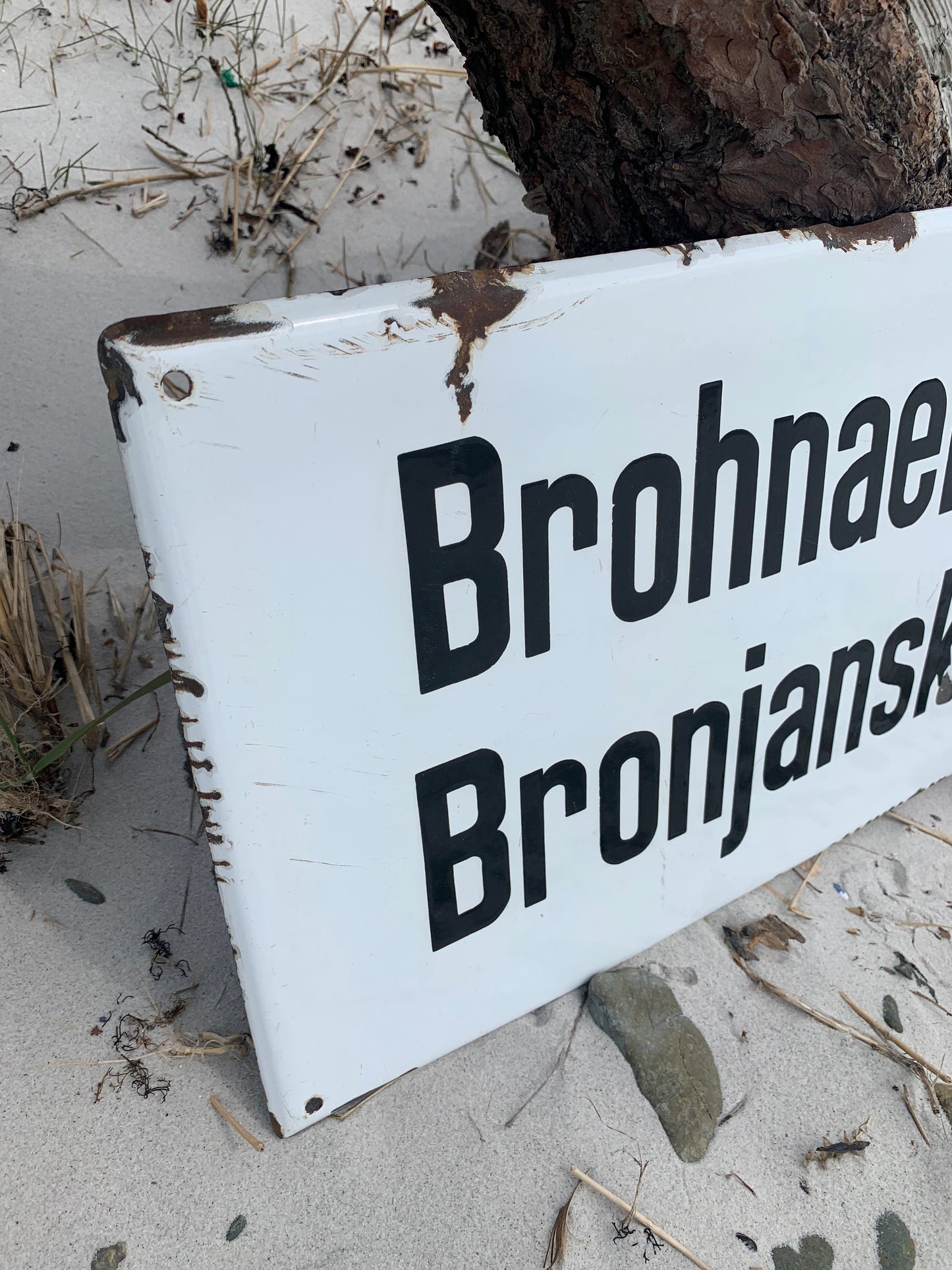 Großes Emailschild