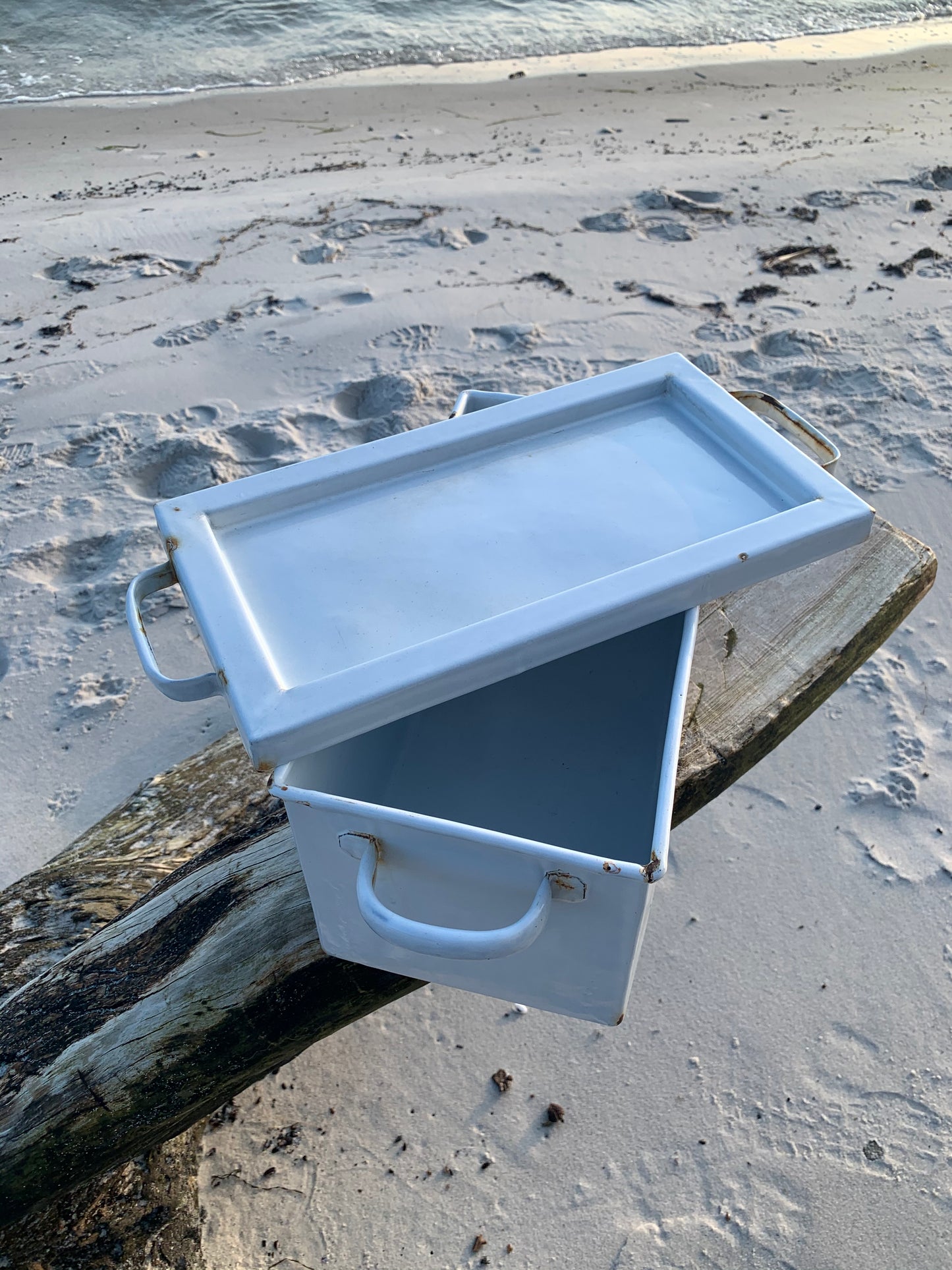 Glud und Marstrand Emaildose mit Deckel