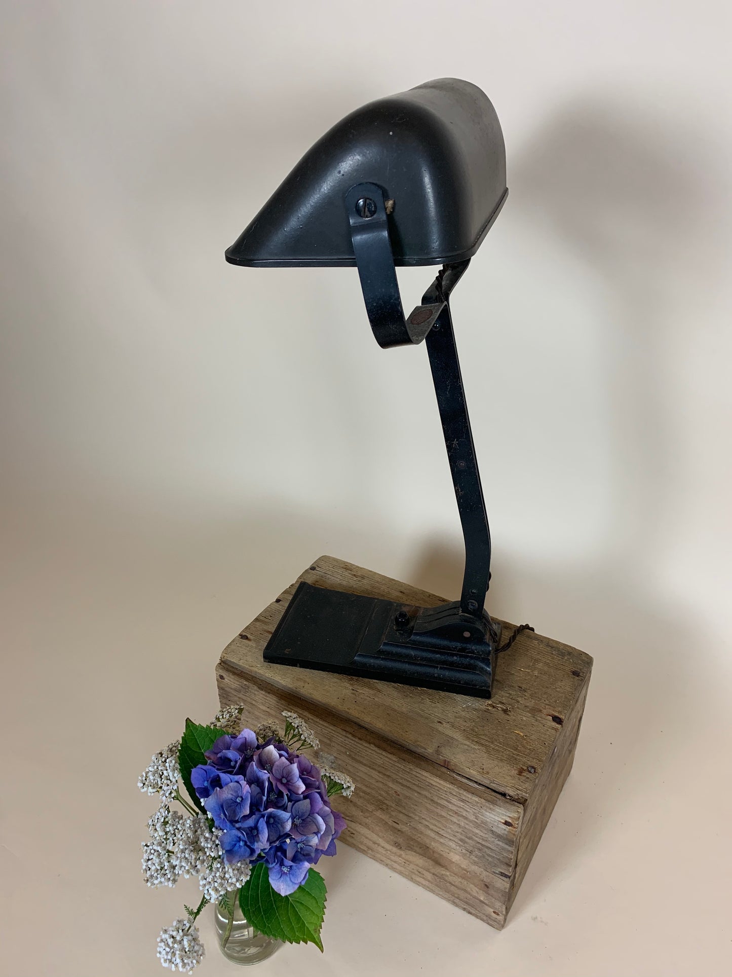 Schöne alte Notarlampe aus Erpe