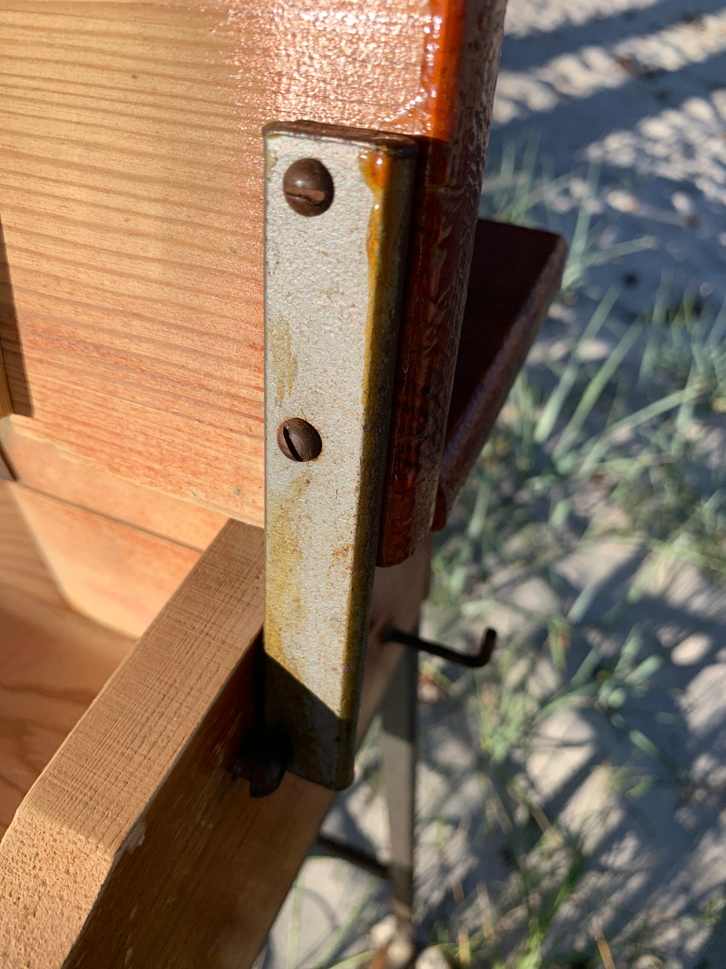 Schulbank und Stuhl von Grythyttan