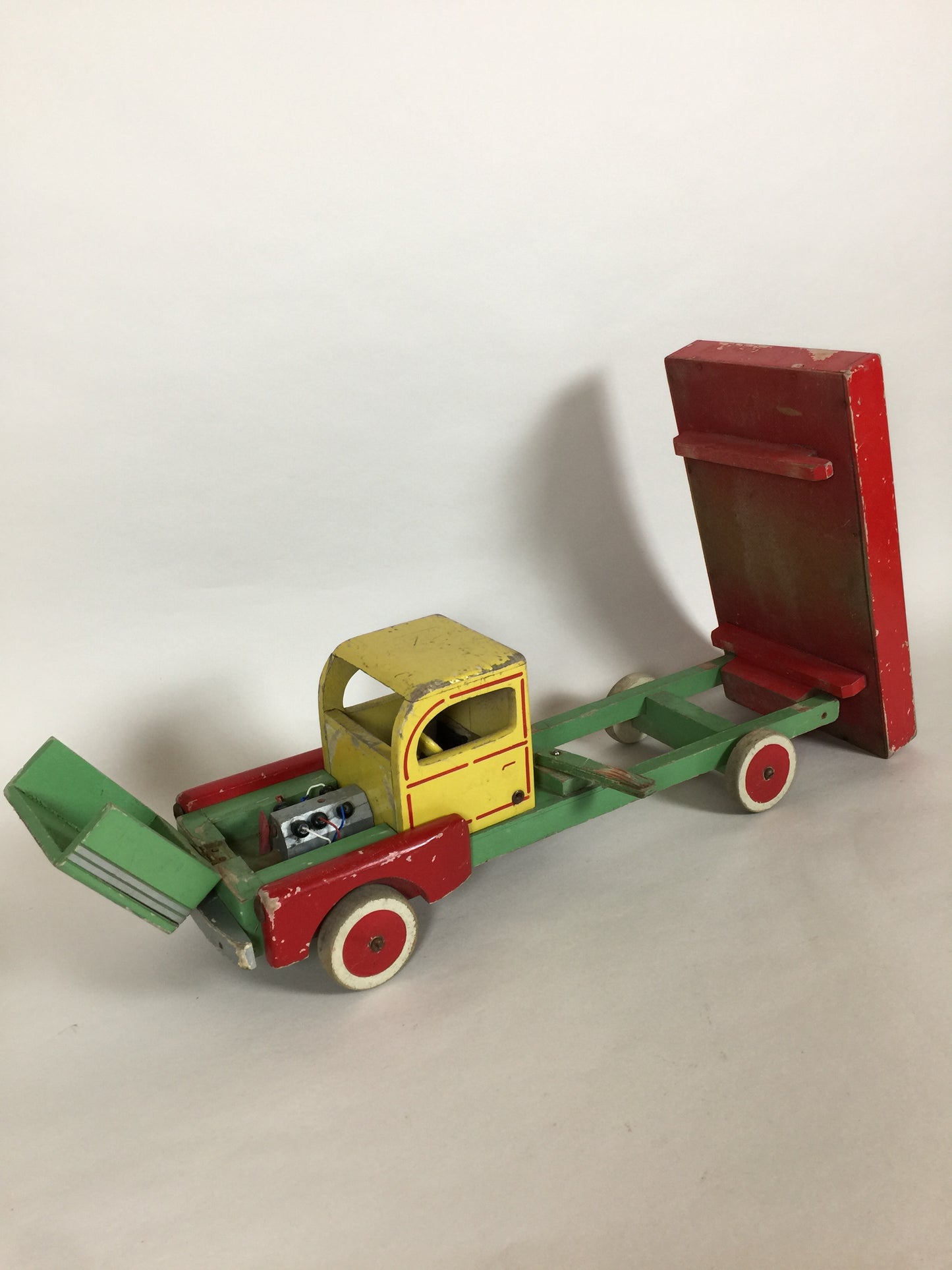 Schönes altes Spielzeugauto