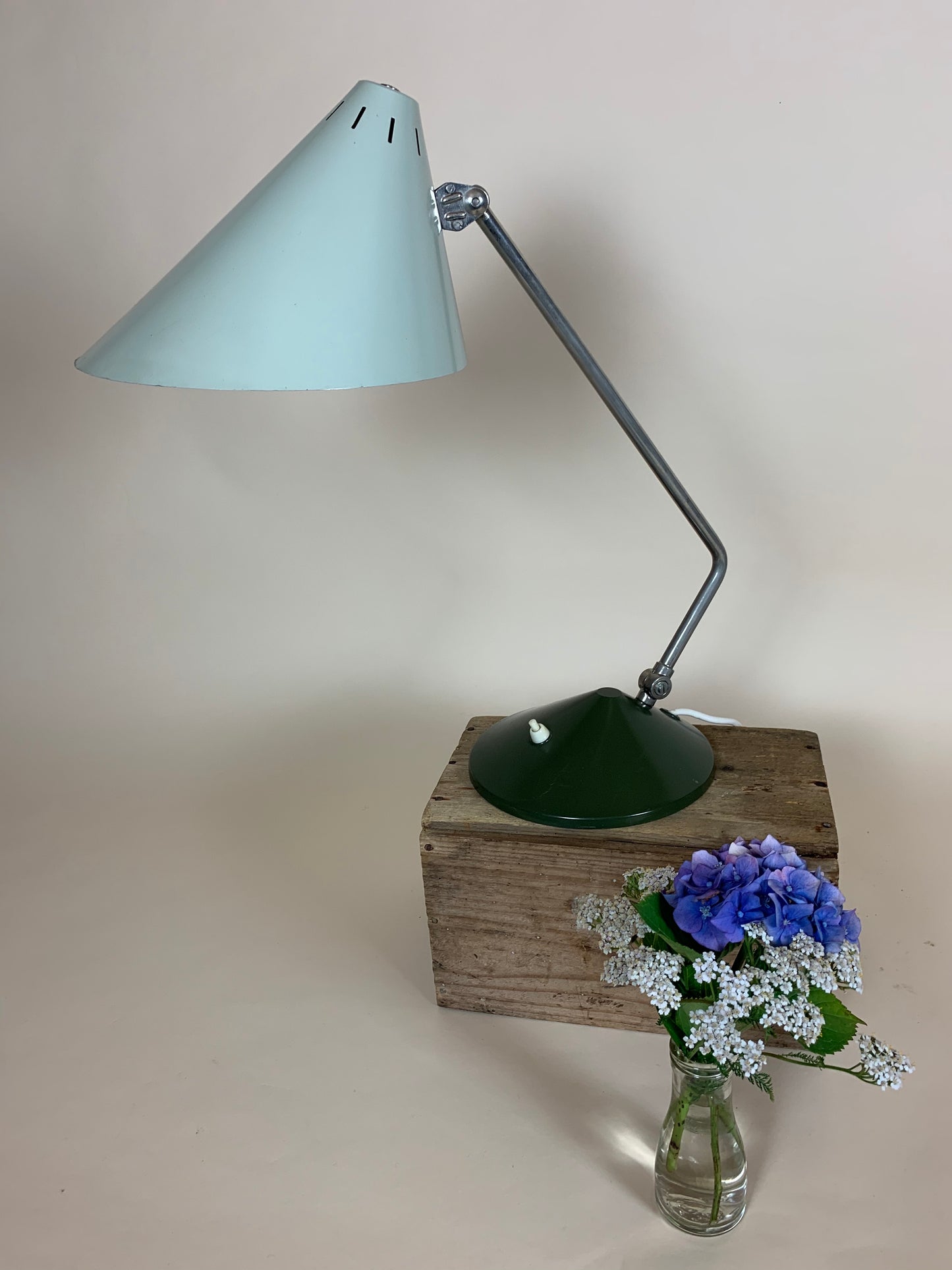 Feine und seltene Hala-Lampe