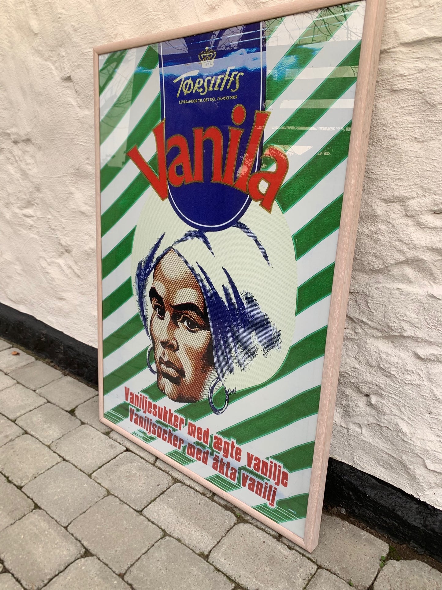 Schönes und großes Vanillebild mit Rahmen