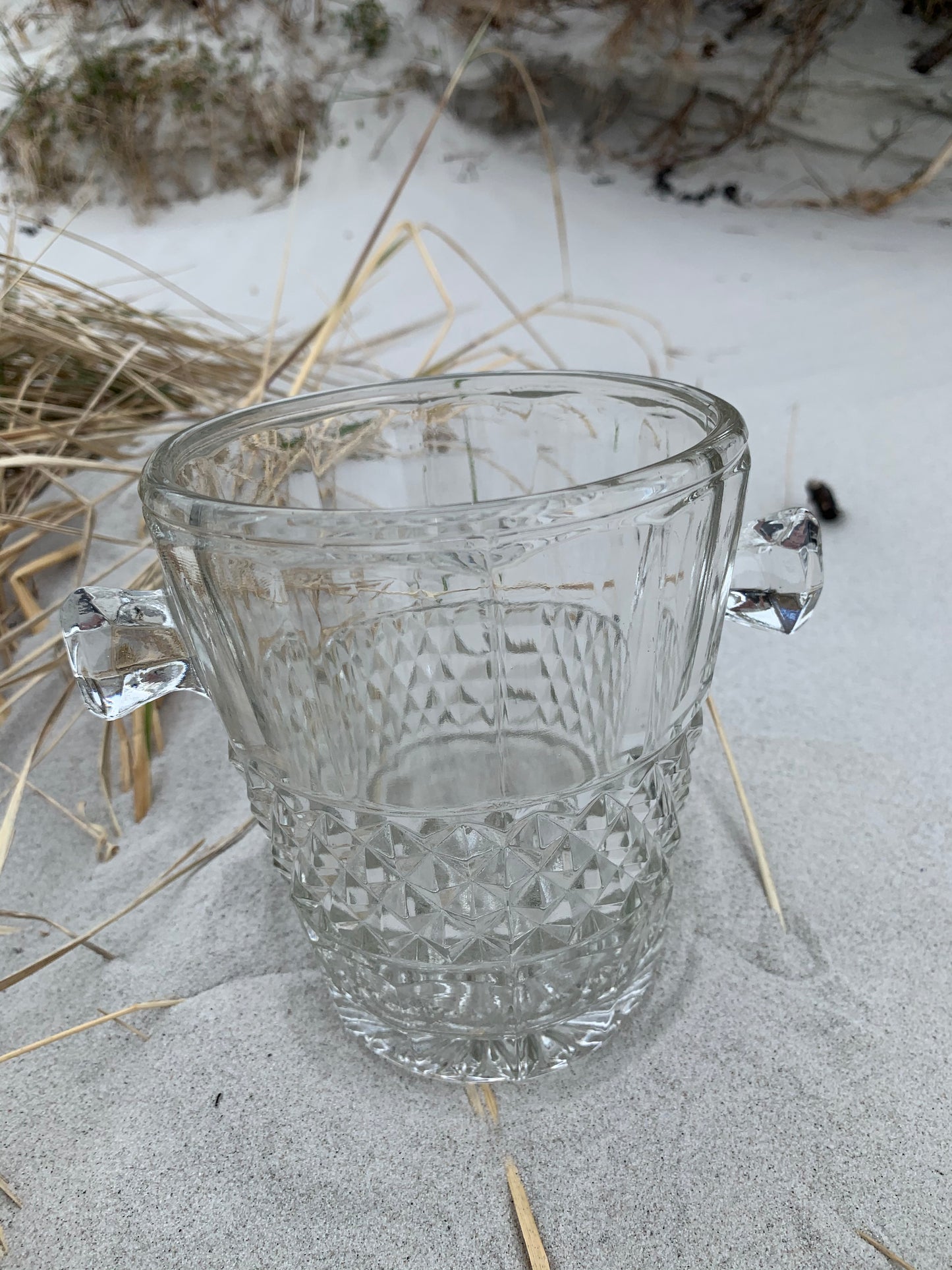 Eiskübel aus Glas mit Muster