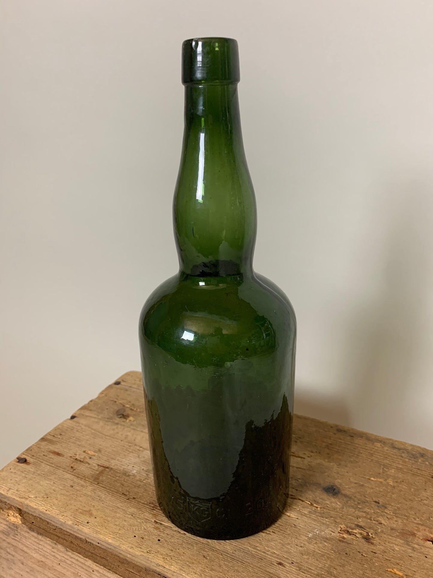 Dekorative alte Flasche - Grün