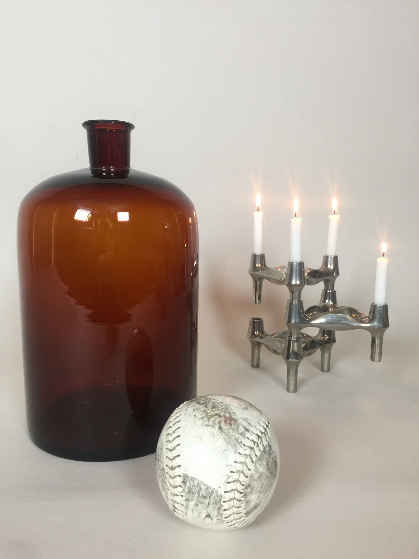 Schöne, alte und große Apothekerflasche