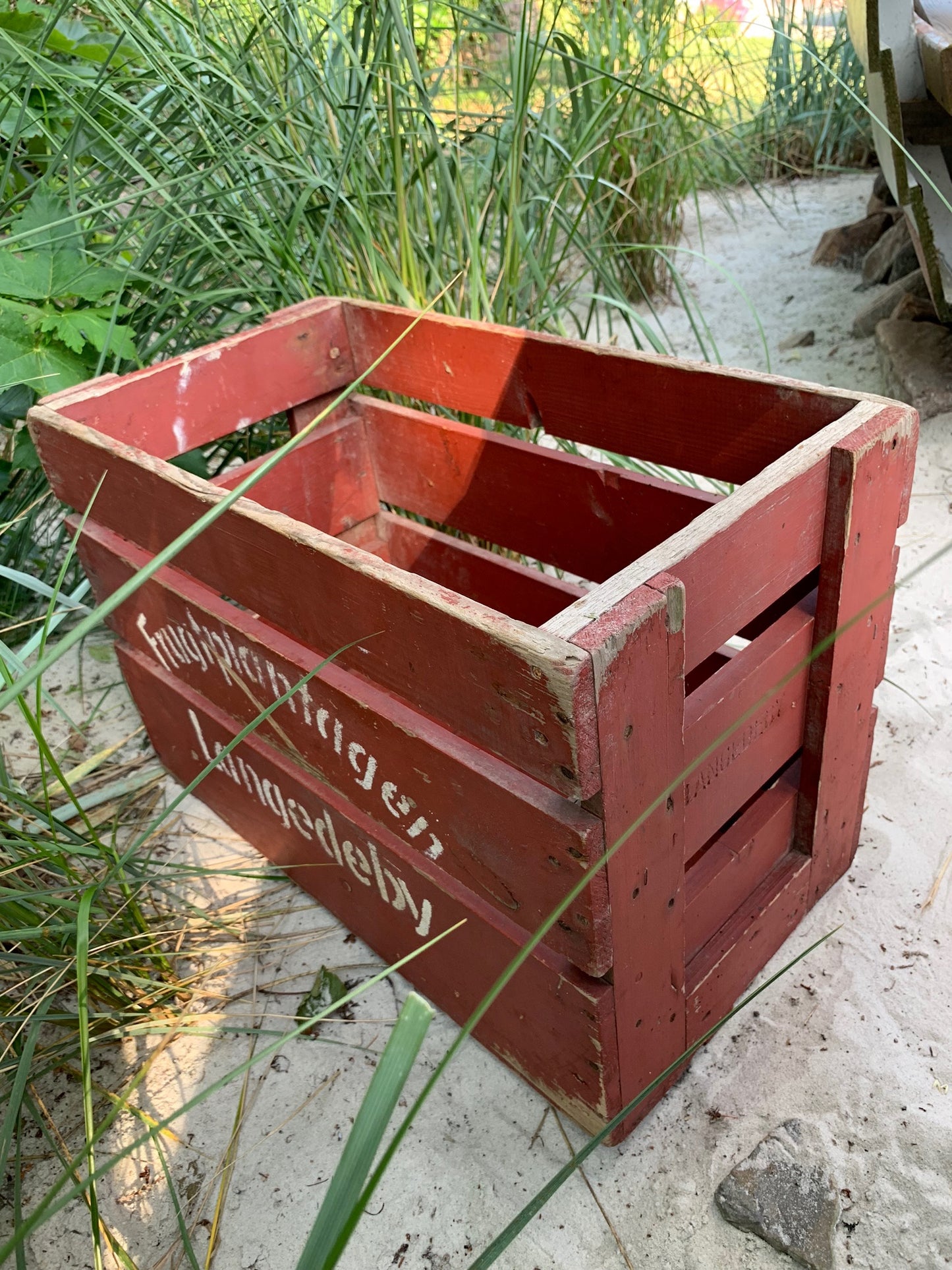 Schöne alte Kiste aus Obstgärten in Langedeby
