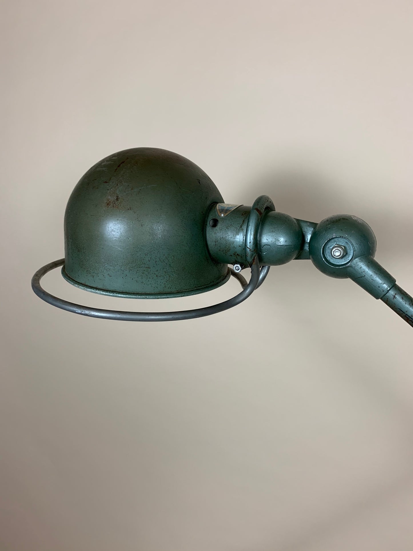 Original grüne Jieldé Stehlampe