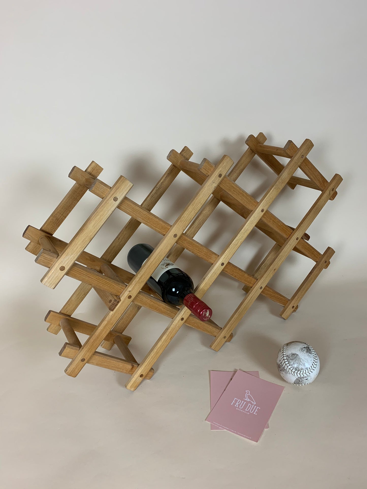 Weinregal aus Holz
