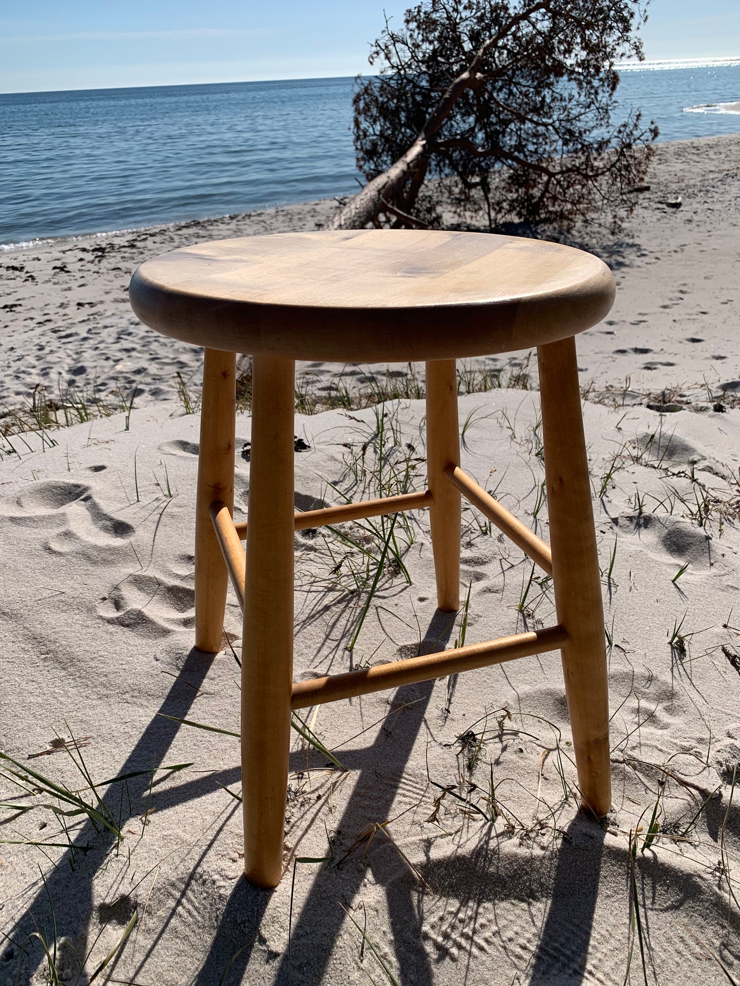 Der Holzhocker