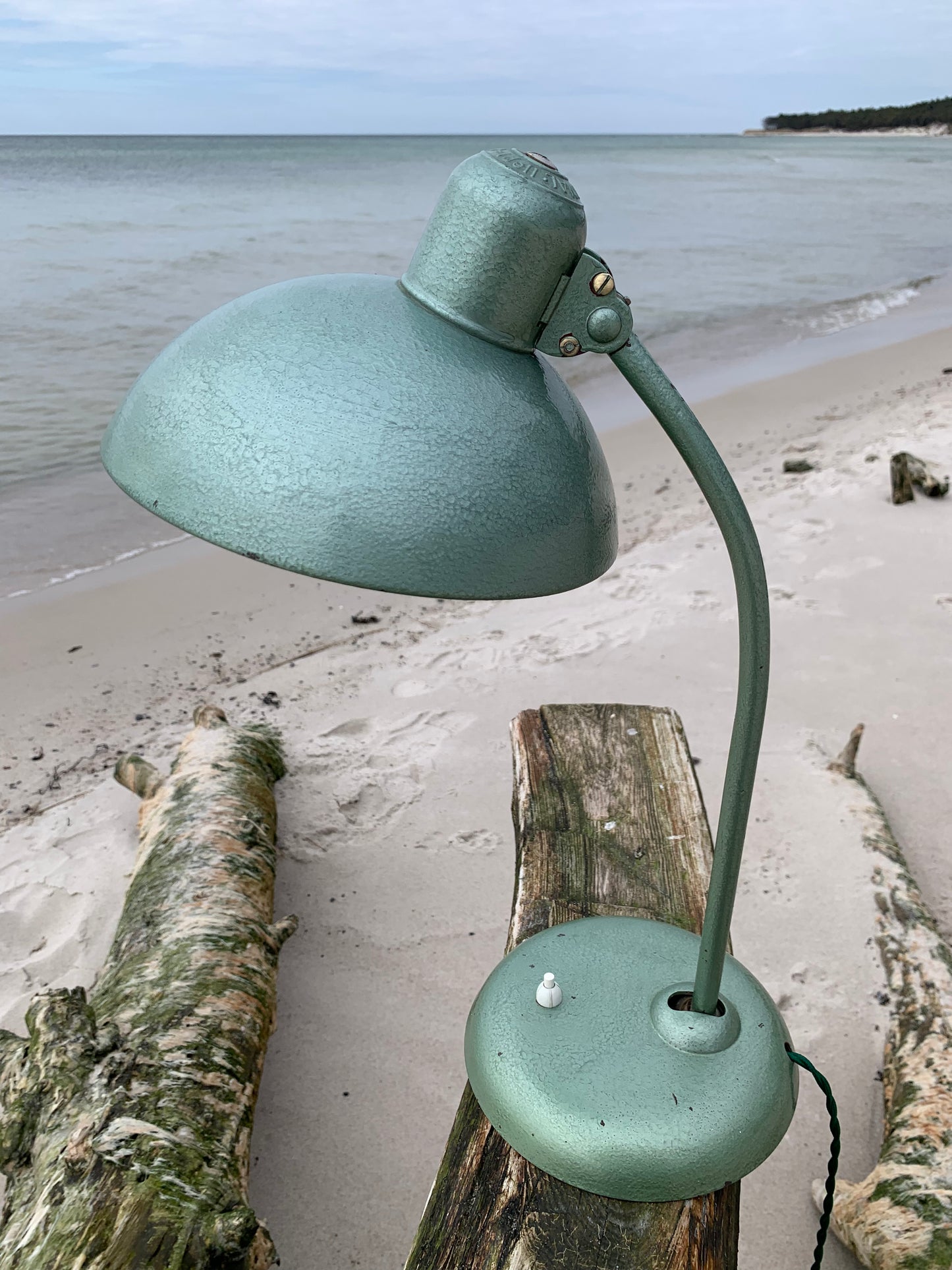 Kaiser Idell 6556 - Grüner Hammerschlaglack