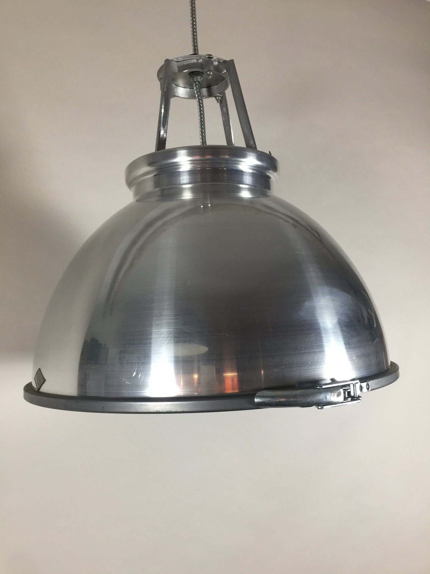 Original BTC Lampe - Titan mit Drahtglas