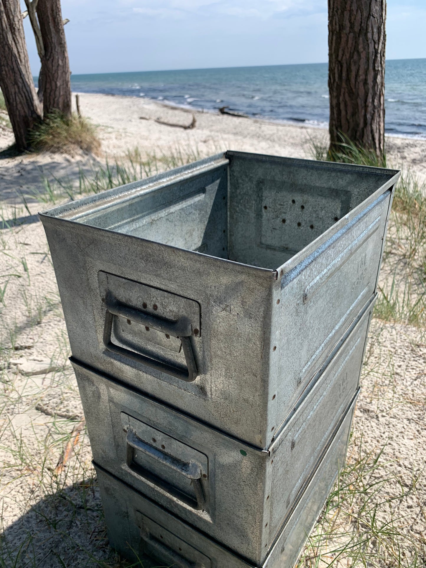 Industrielles Metallgehäuse