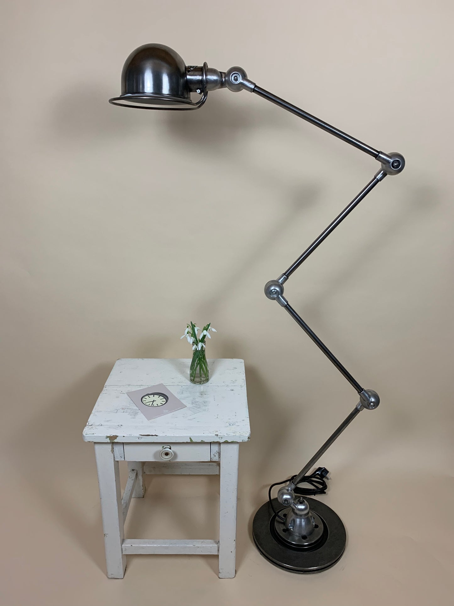 Schöne Jieldé Stehlampe mit 4 Armen