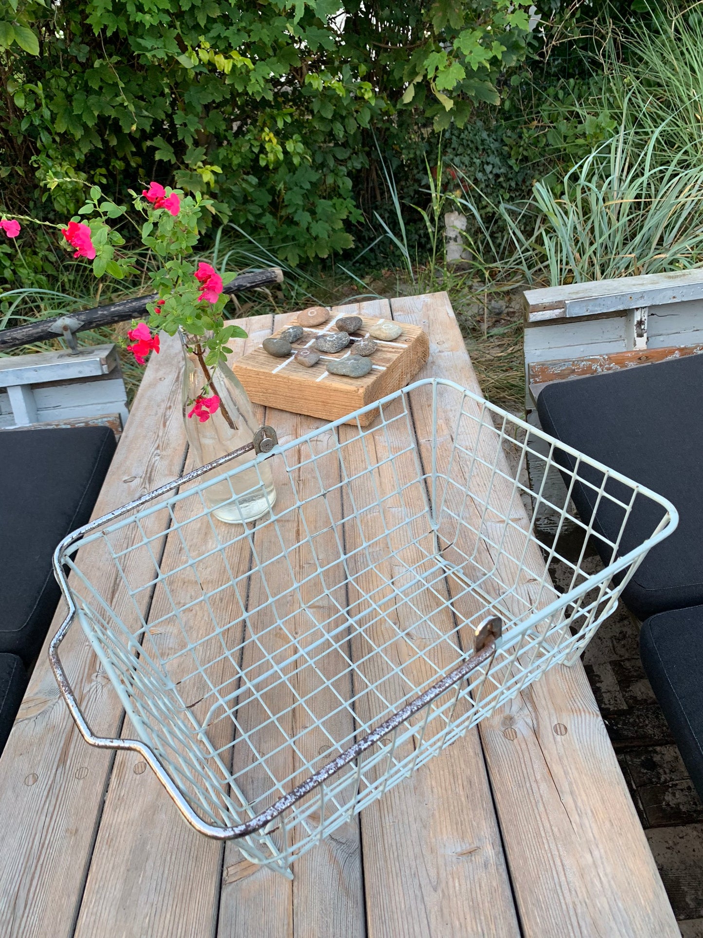Schöner alter Einkaufskorb mit Patina