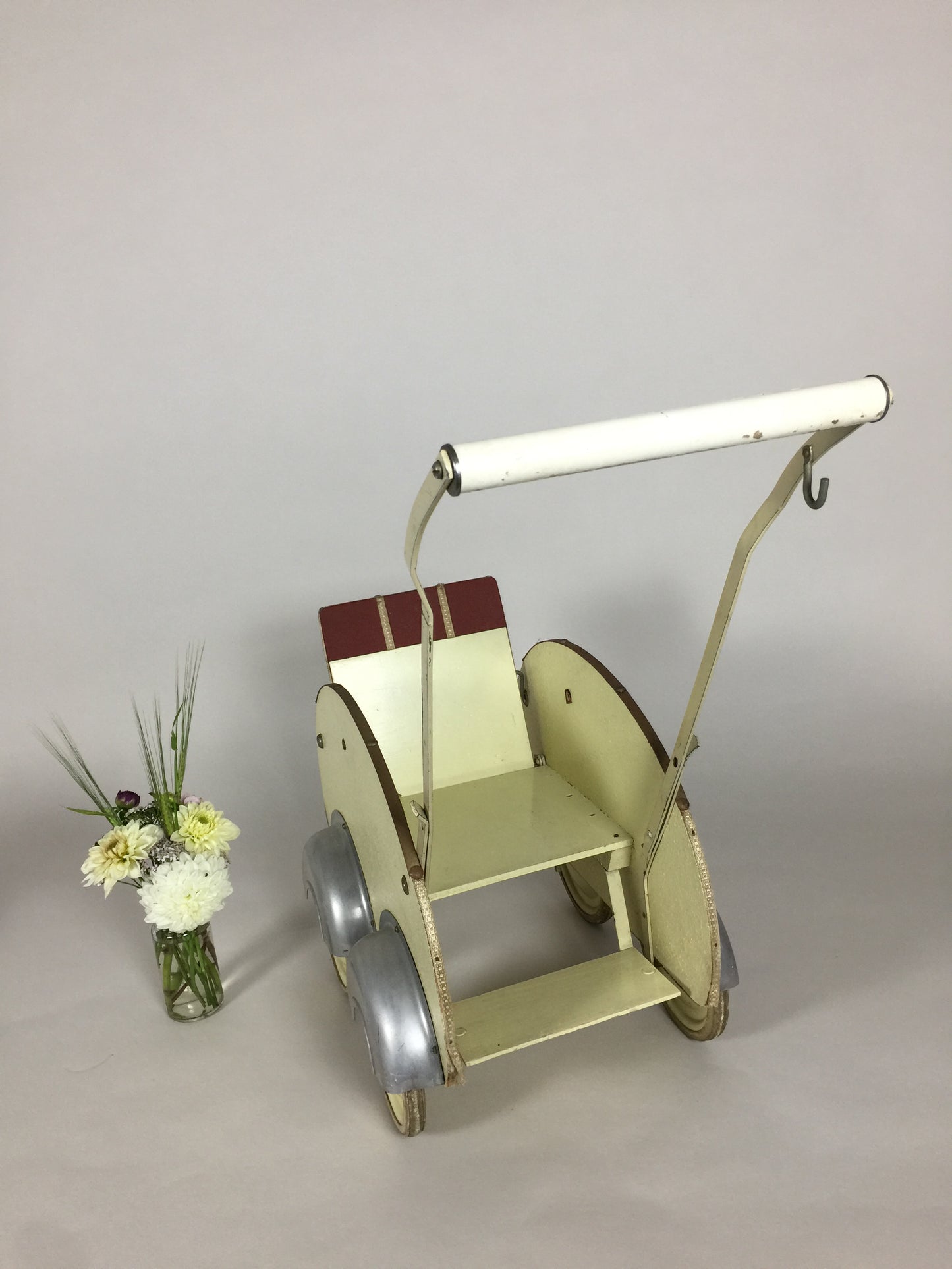 Der coolste Kinderwagen für Puppen