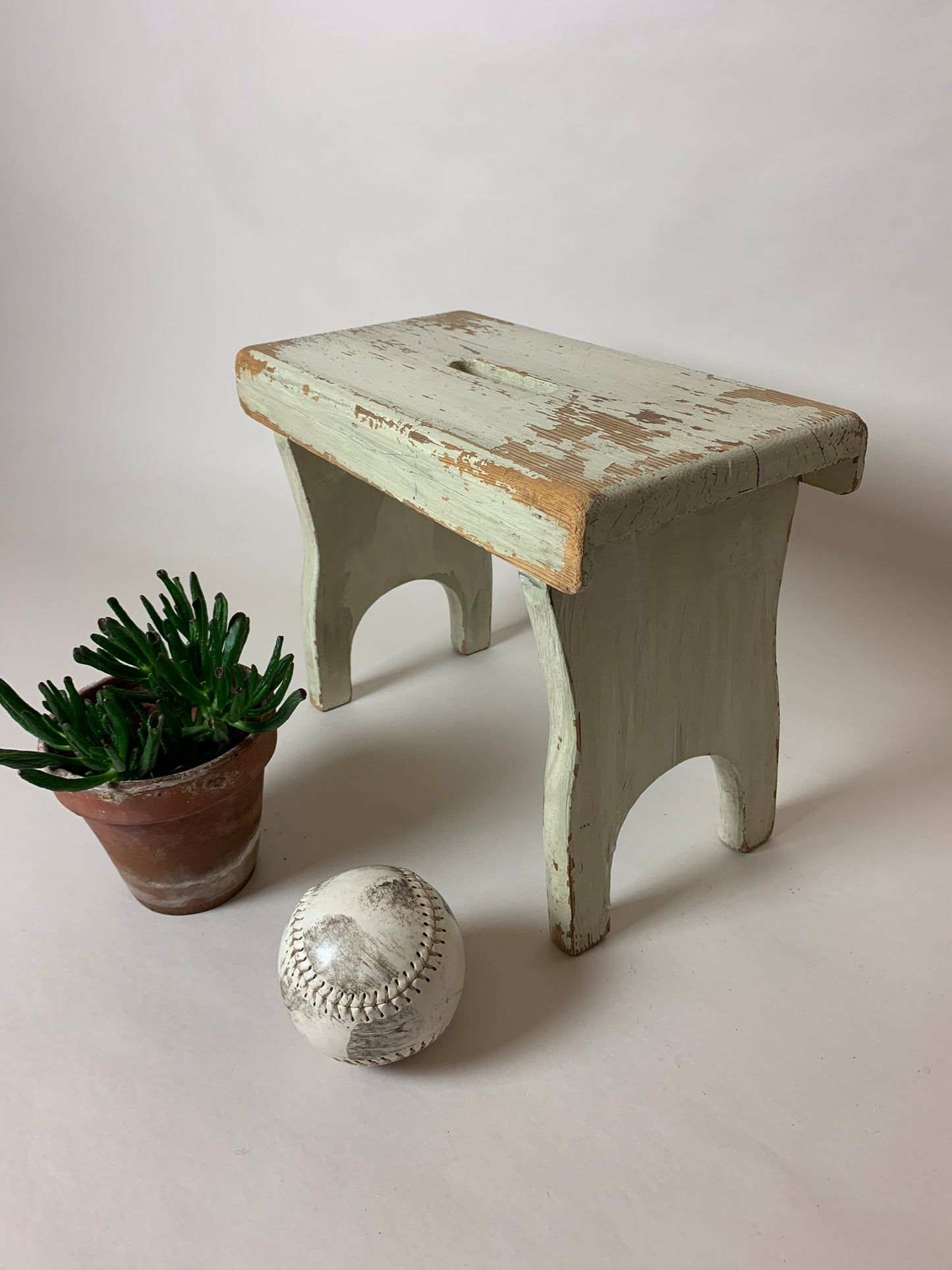 Schöner alter Hocker