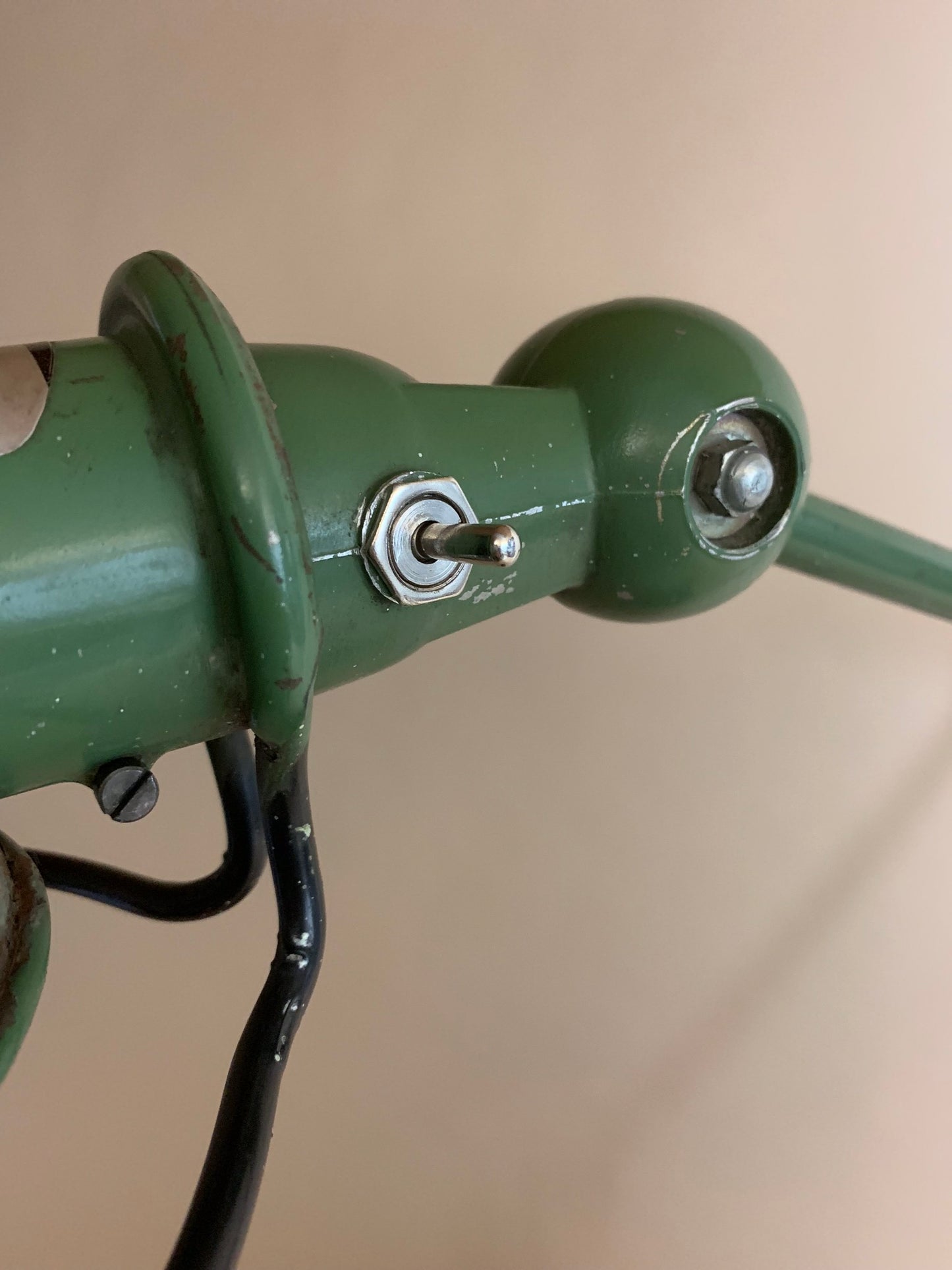 Jieldé Lampe in Grün für Wand oder Tisch