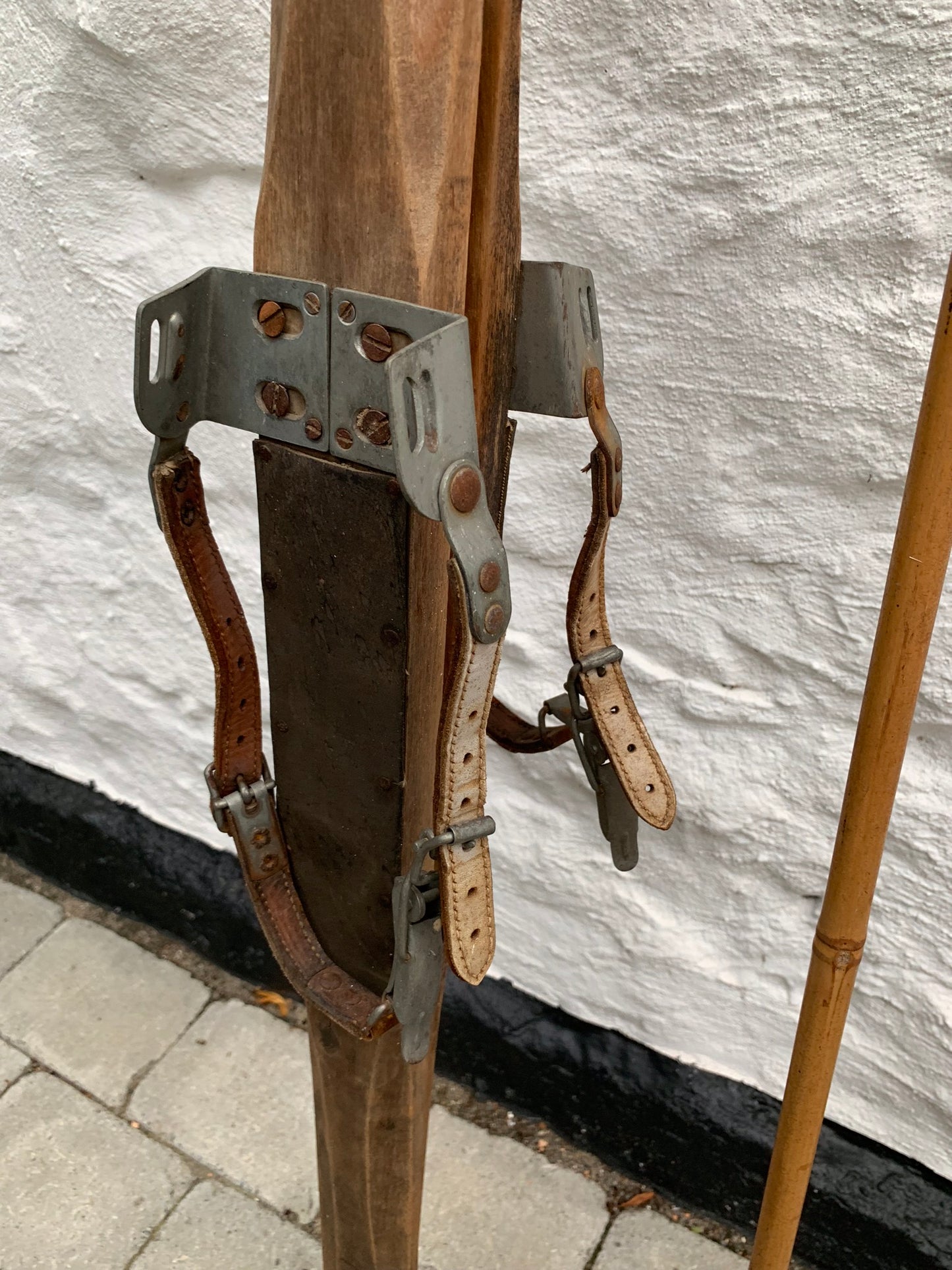 Dekorativer Ski