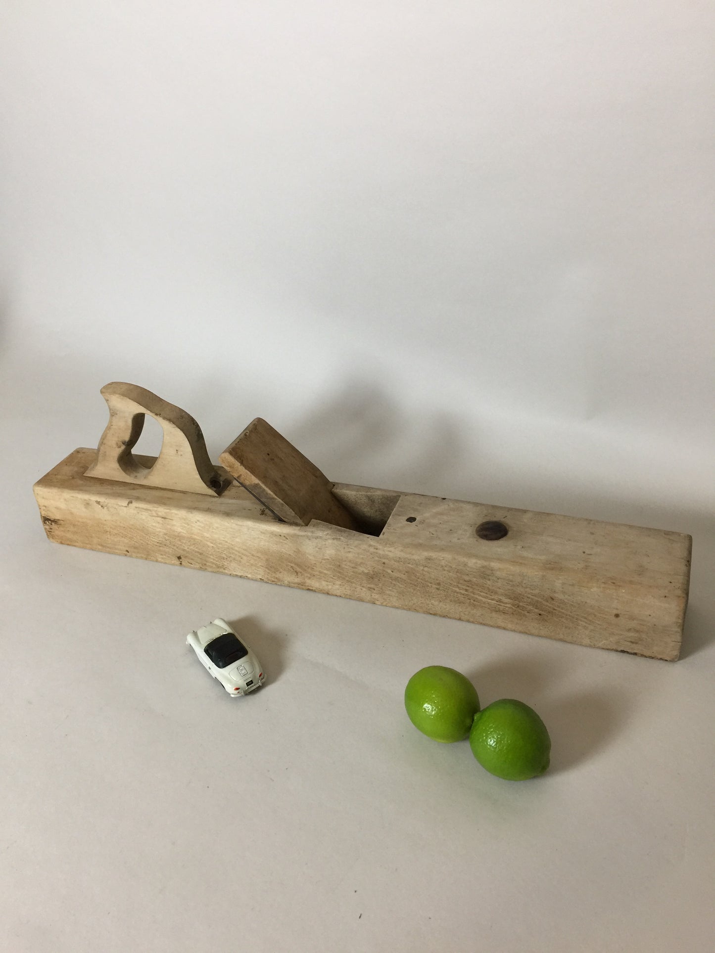 Alter und dekorativer Hobel