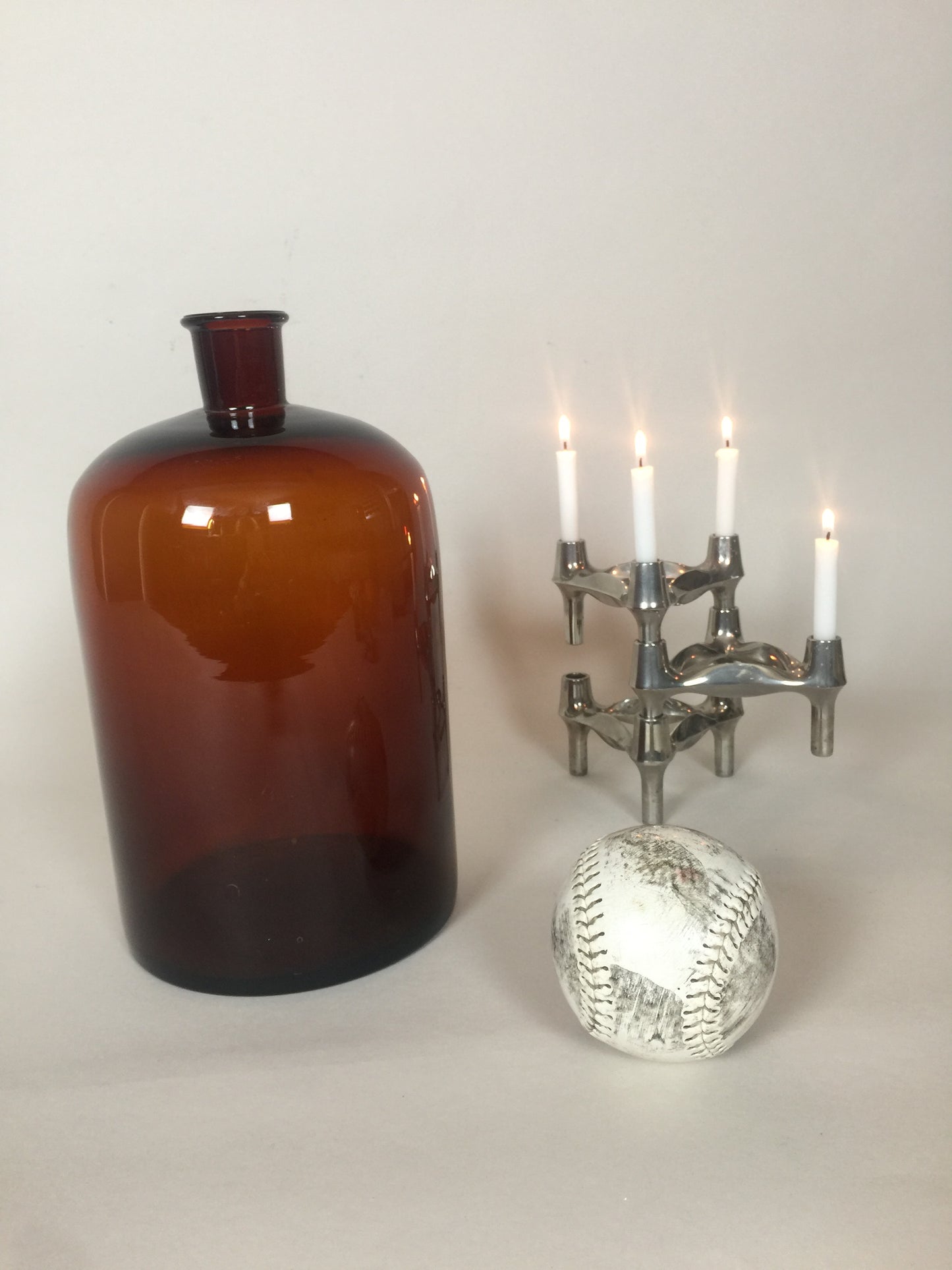 Schöne, alte und große Apothekerflasche