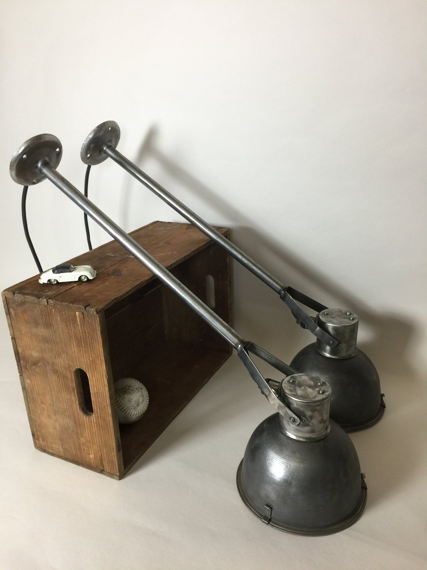 Schöne Lampe mit schöner Patina (der Preis gilt pro Stück)