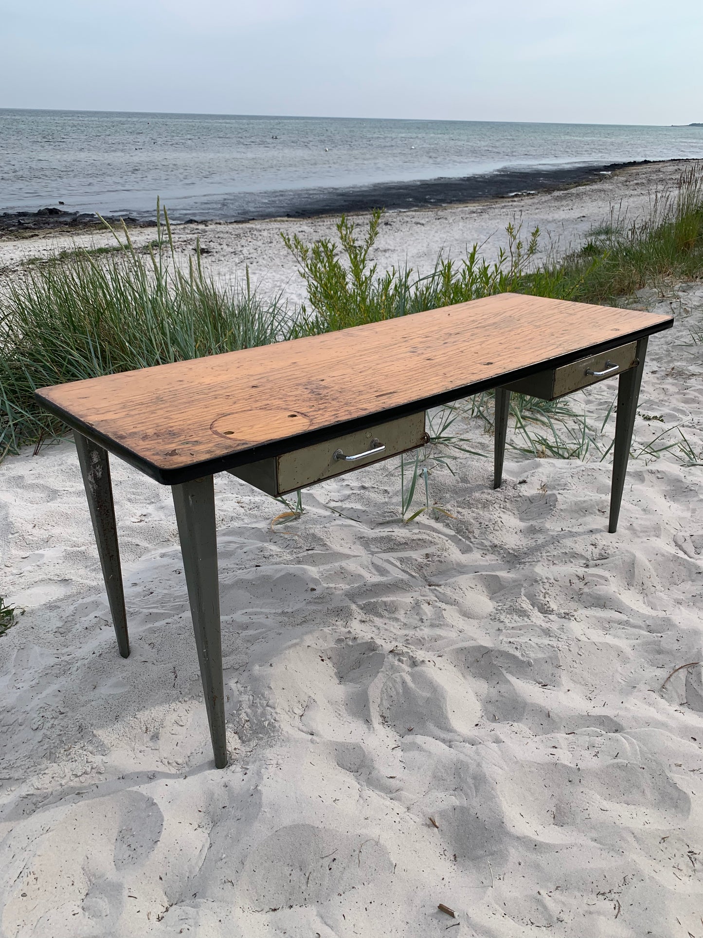 Industrieller Tisch