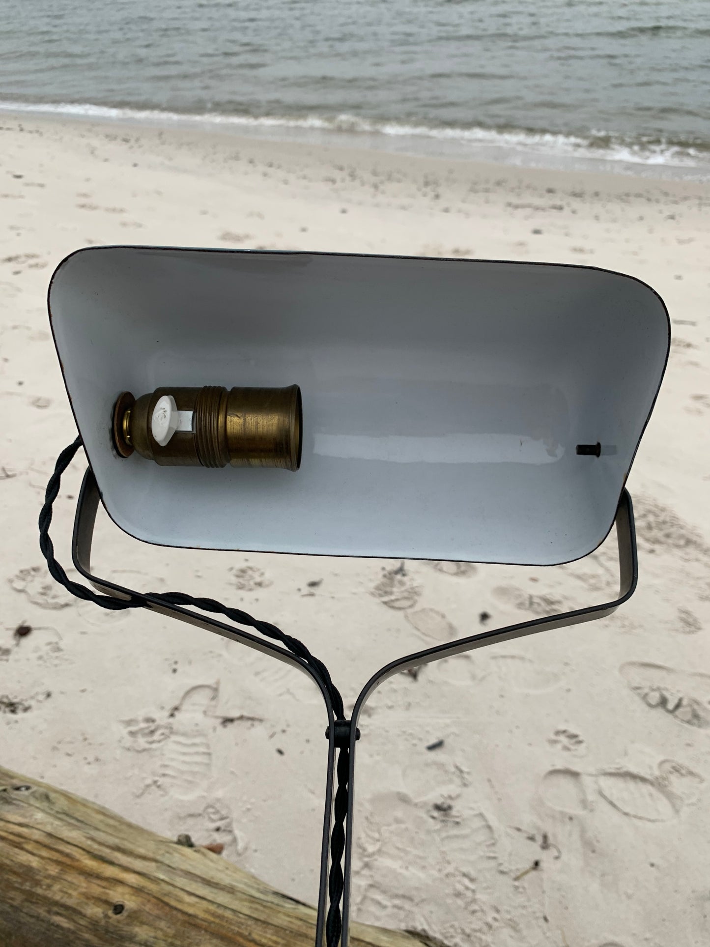Notarlampe mit Emailschirm