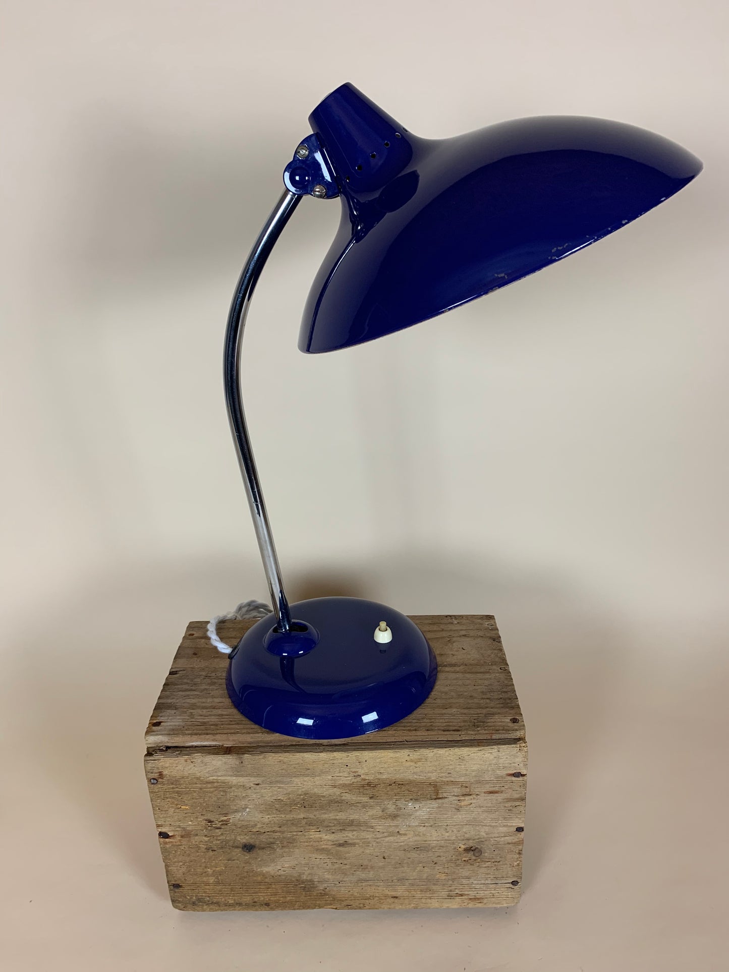 Kaiser Idell 6786 - Blau