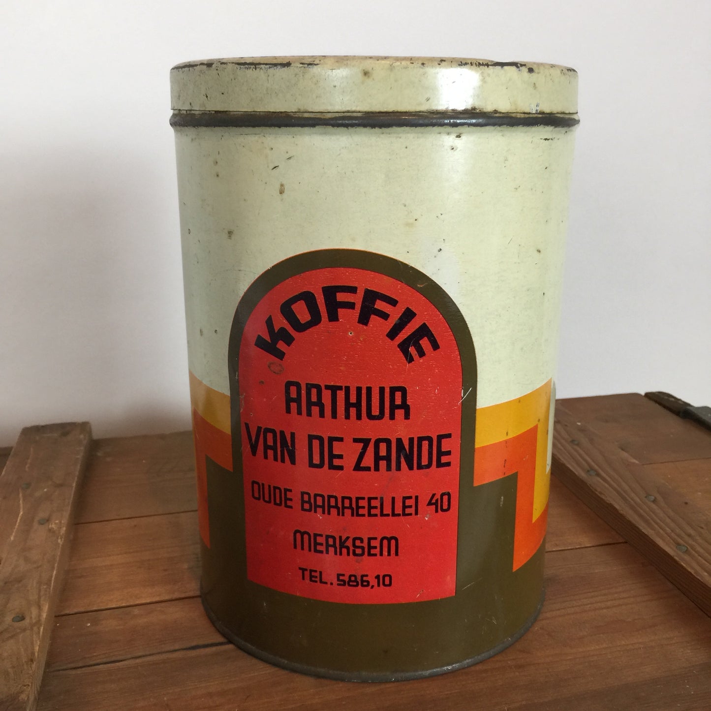 Alte feine Kaffeedose aus Belgien