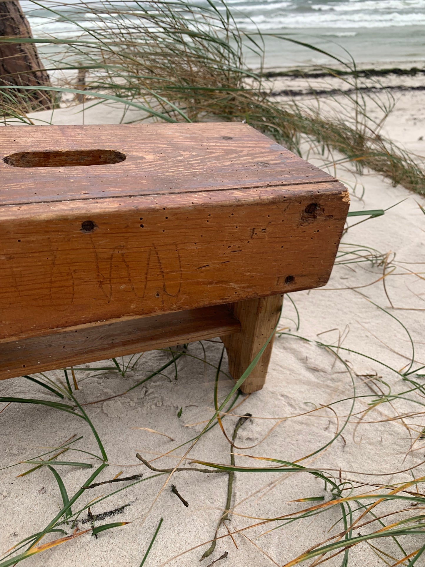 Hocker aus Holz