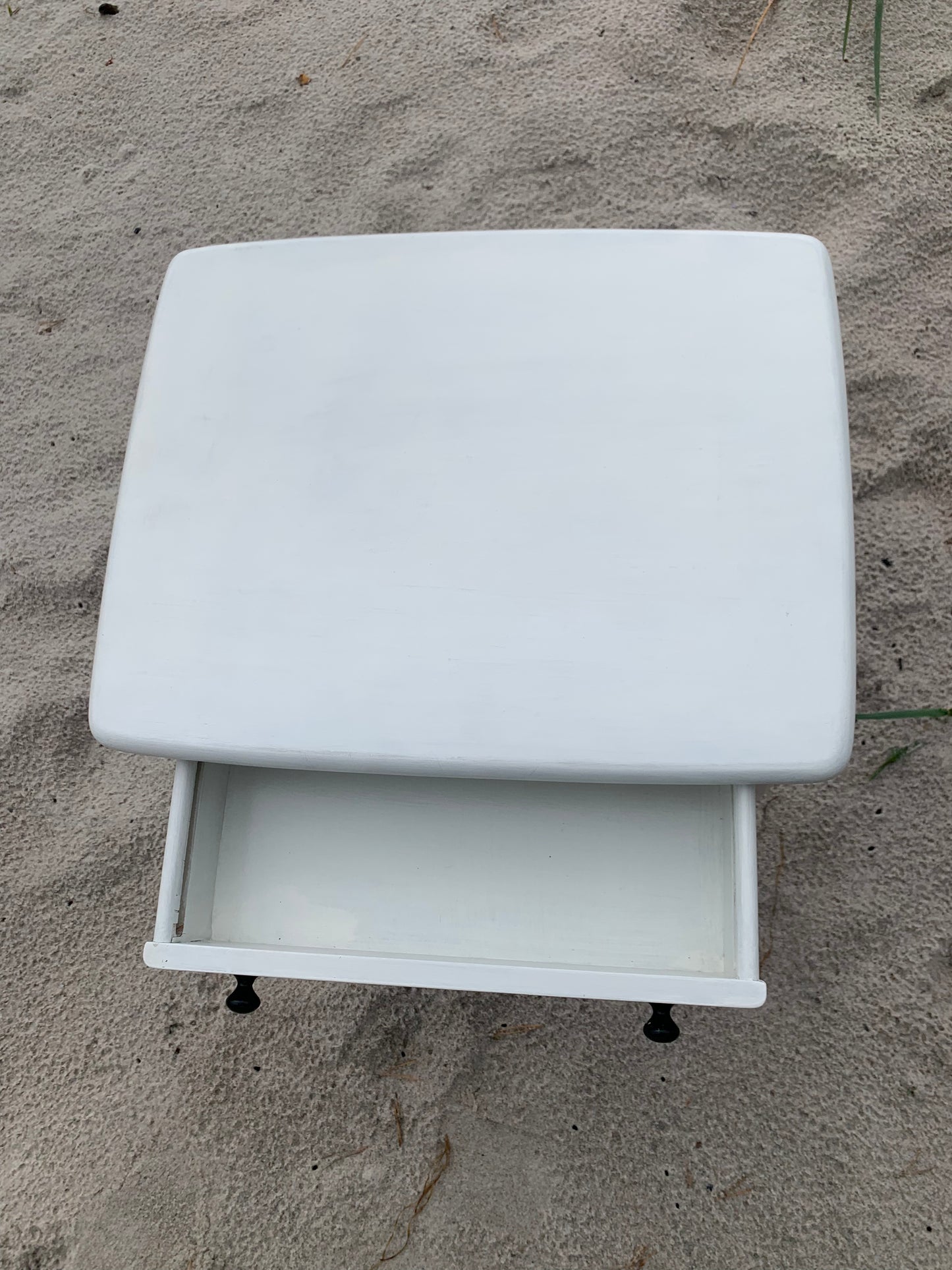Kindertisch mit Schublade