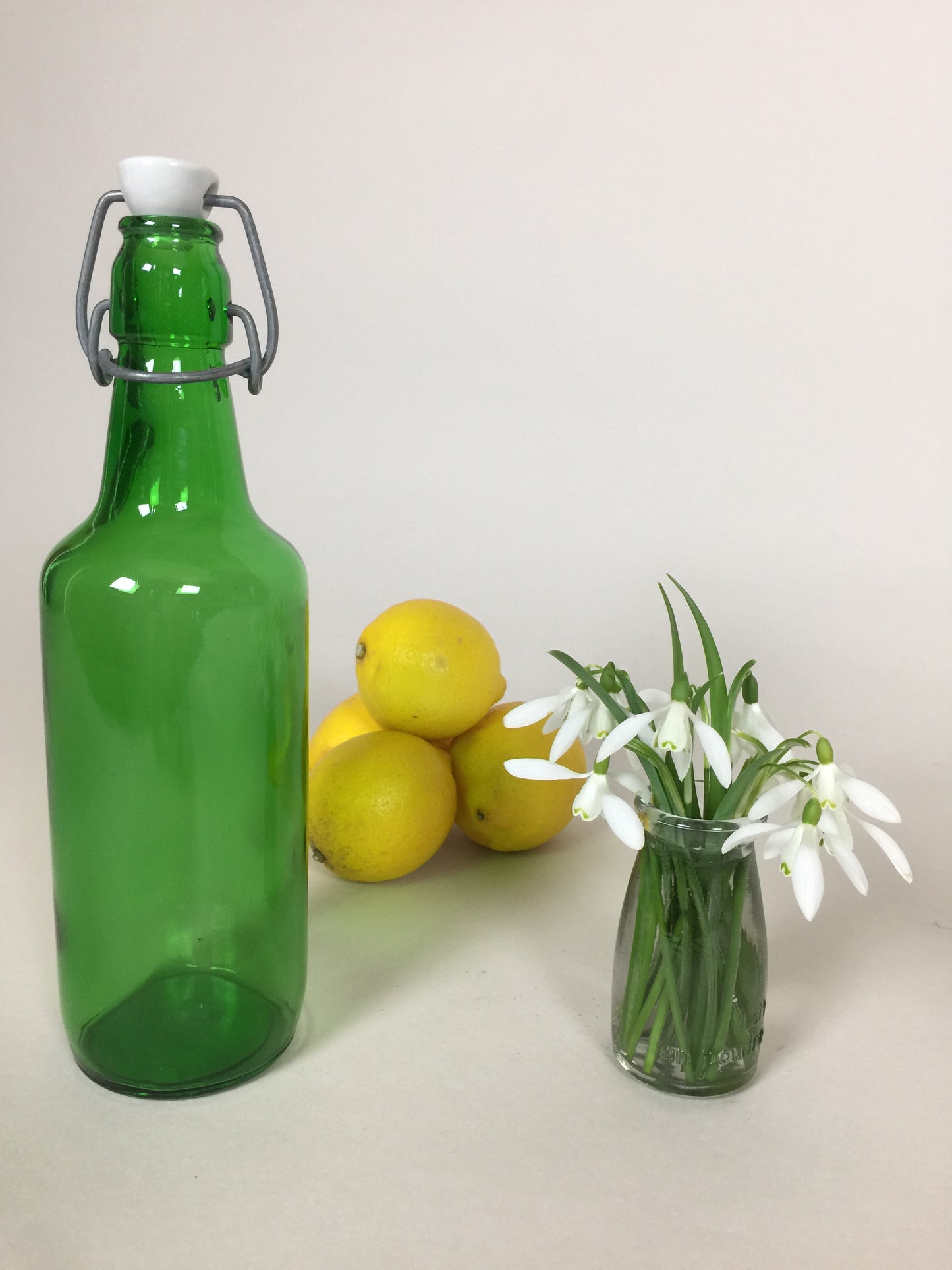 Grüne Patentflasche aus Schweden