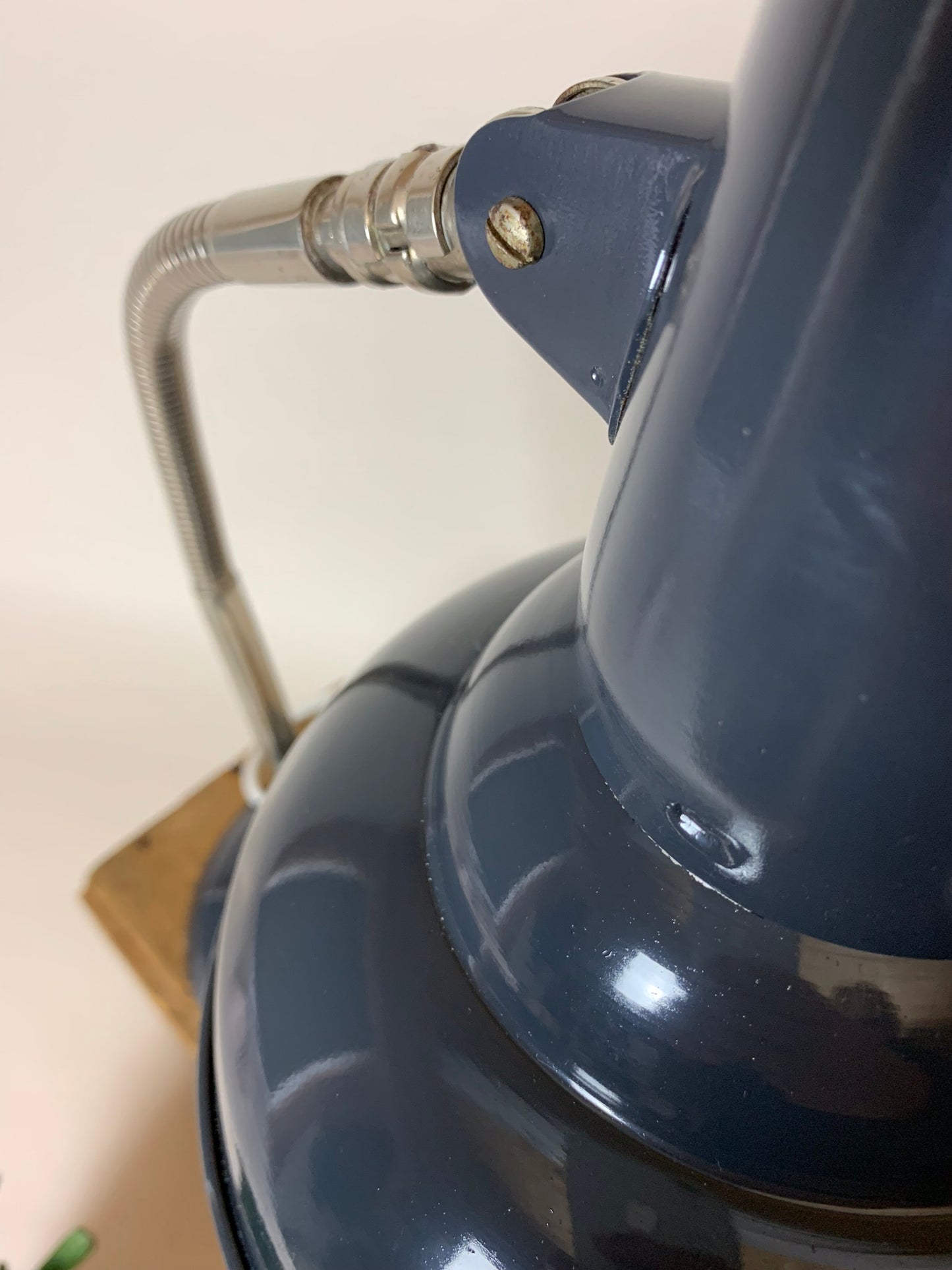Schöne graue Lampe