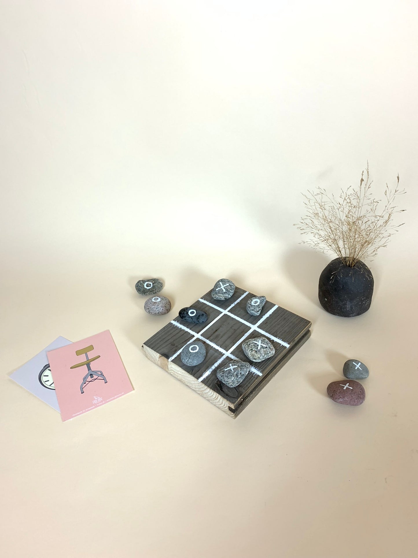 Kreuz- und Ballspiel in einer rohen und natürlichen Version