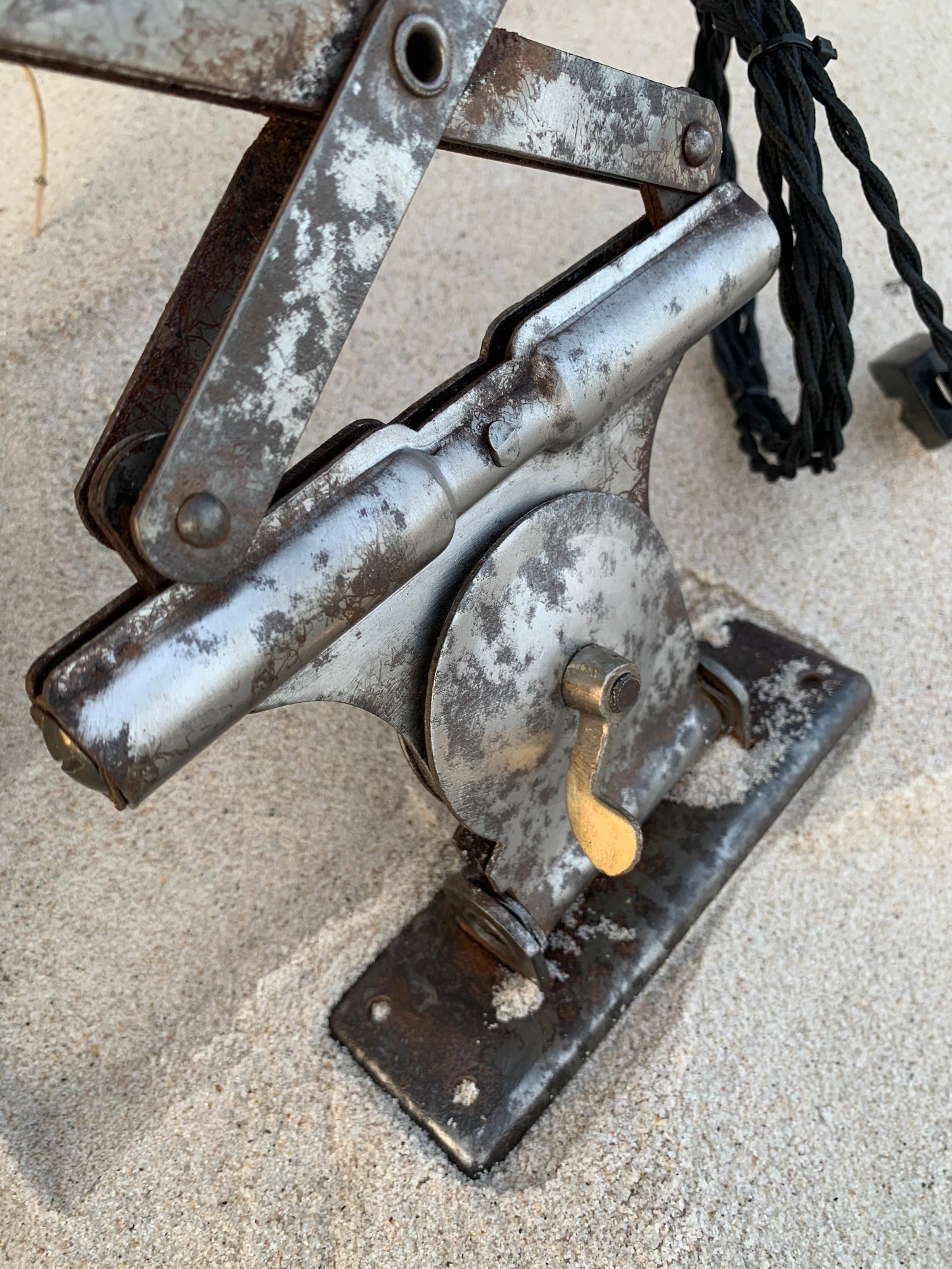 Kaiser Idell 6614 Super Scherenlampe - Raw-Version