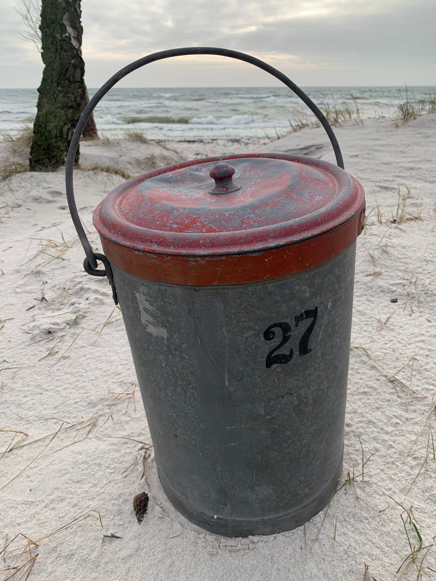 Dekorativer Feuereimer mit Deckel - Nr. 27