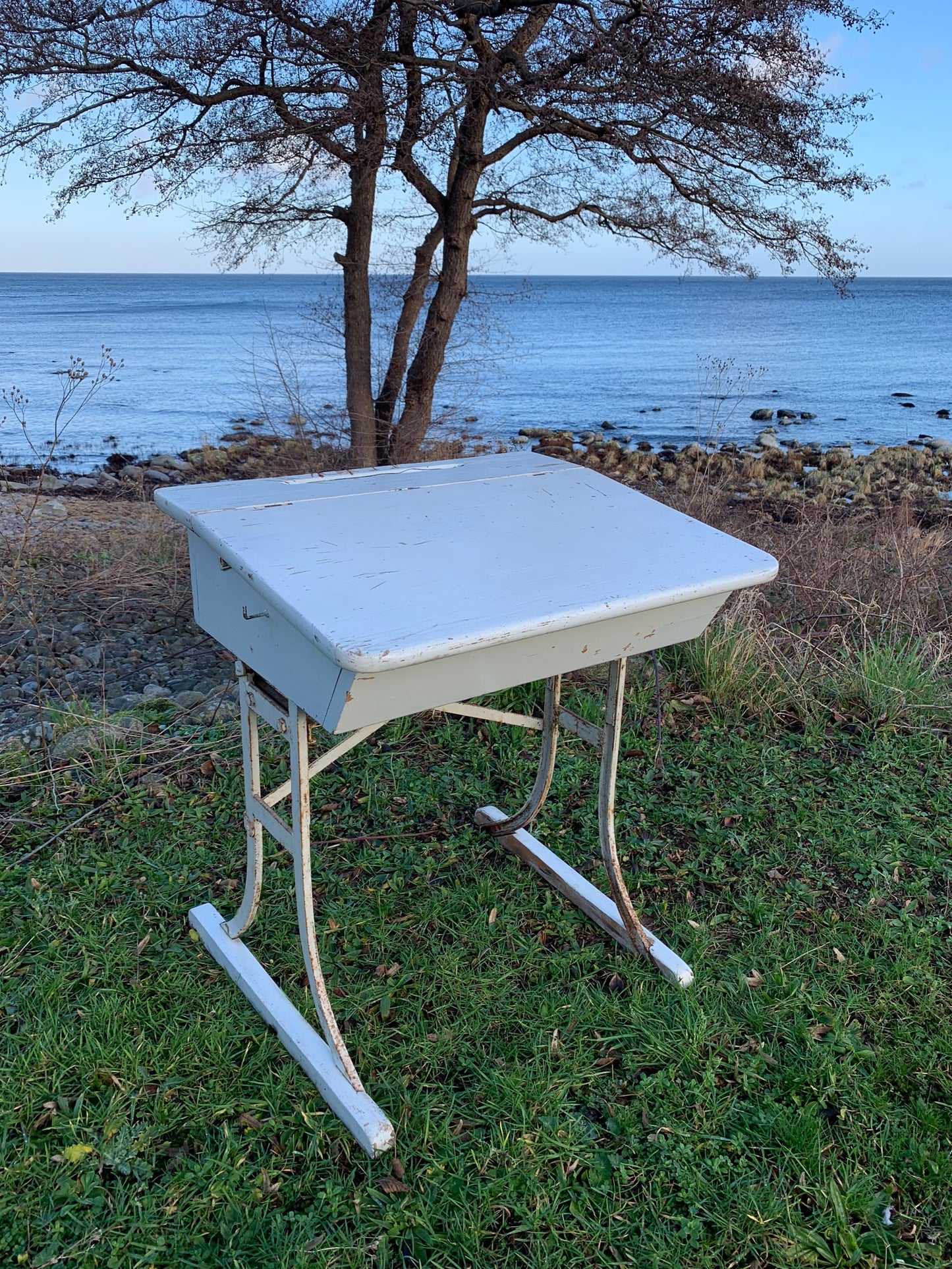 Schöne Schulbank aus Schweden