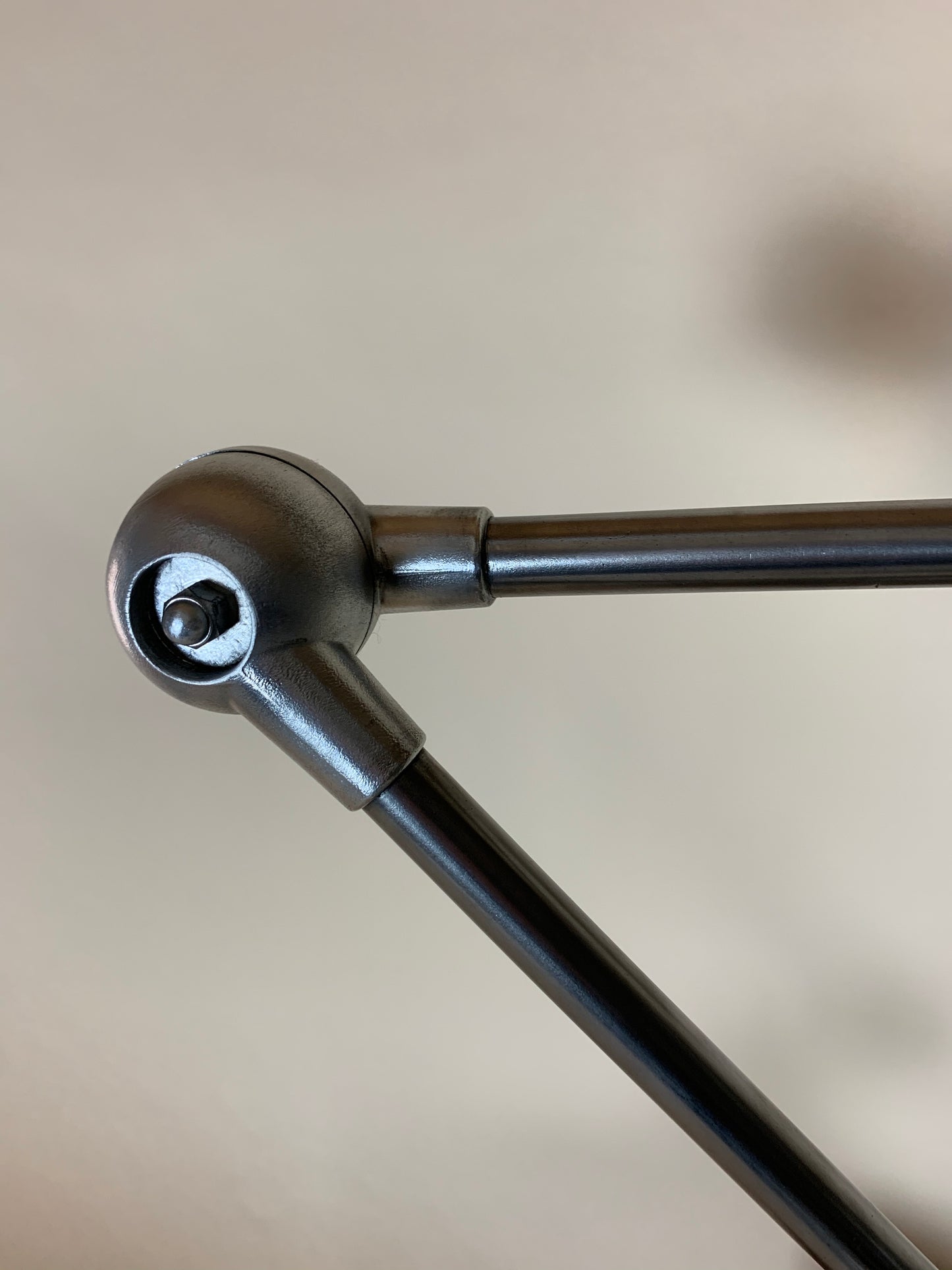 Jieldé Lampe mit 2 Armen und schönem Fuß