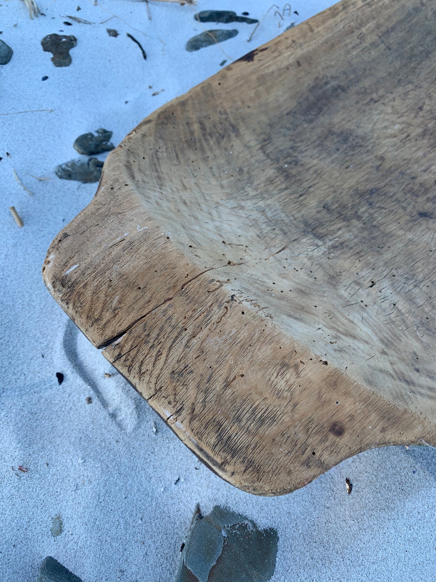 Schöne alte Holzschale