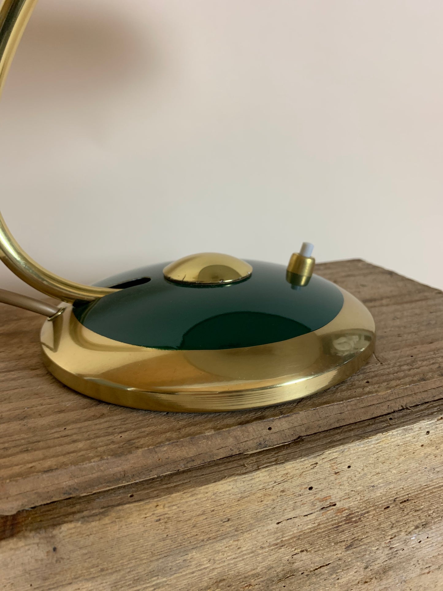 Helo Tischlampe - Grün und Messing