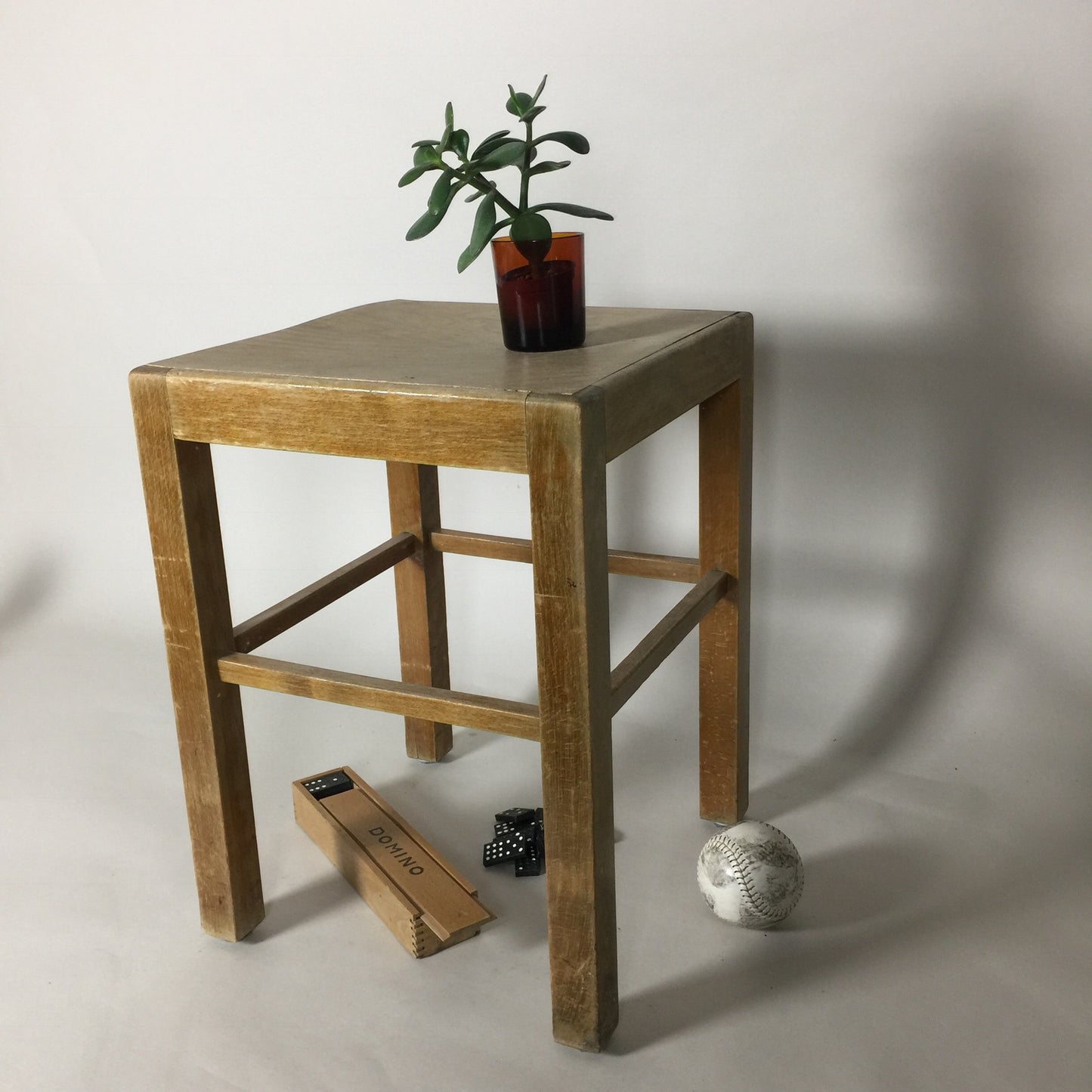 Der Hocker