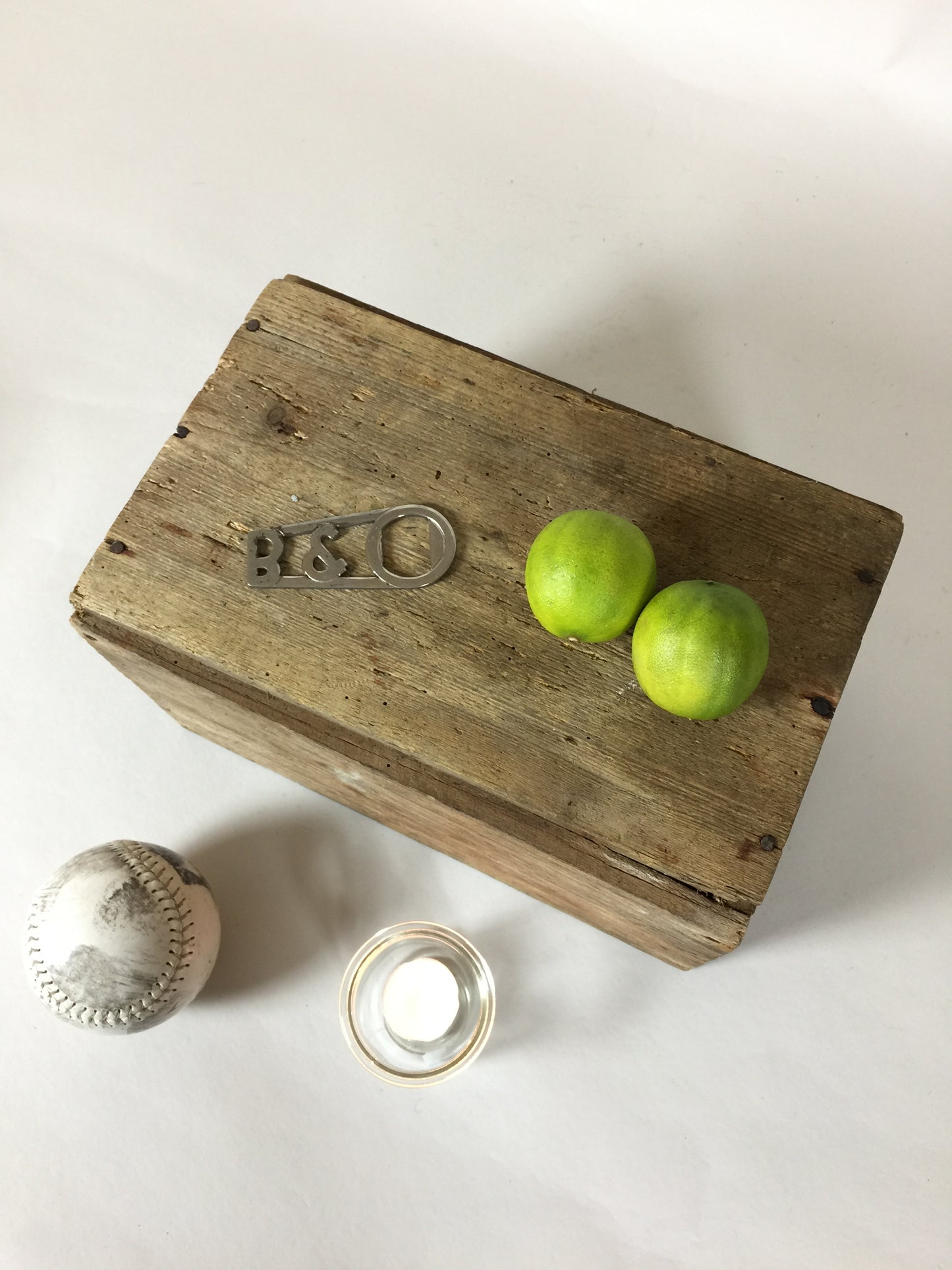Werbepicker von B&O mit Patina