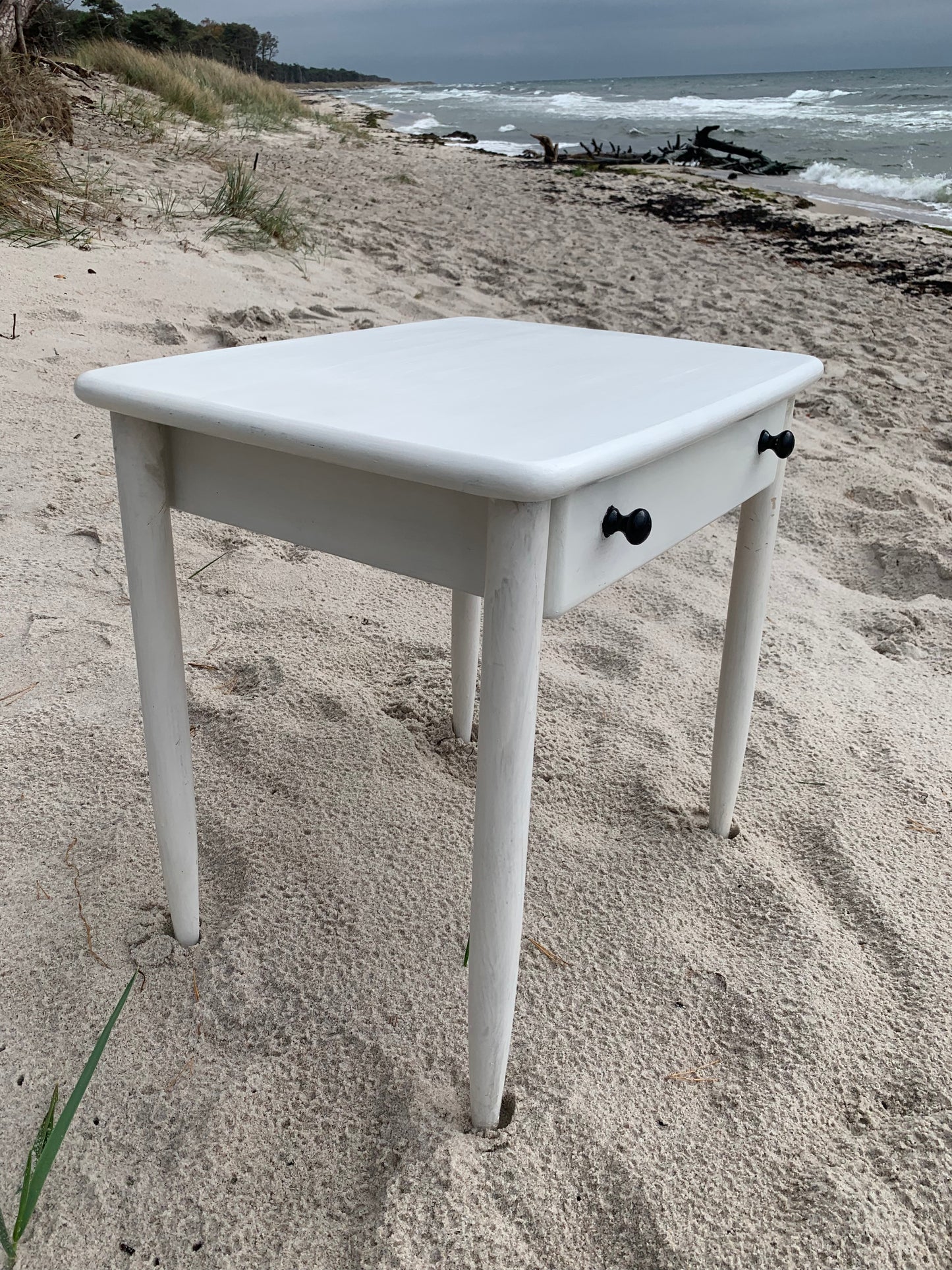 Kindertisch mit Schublade