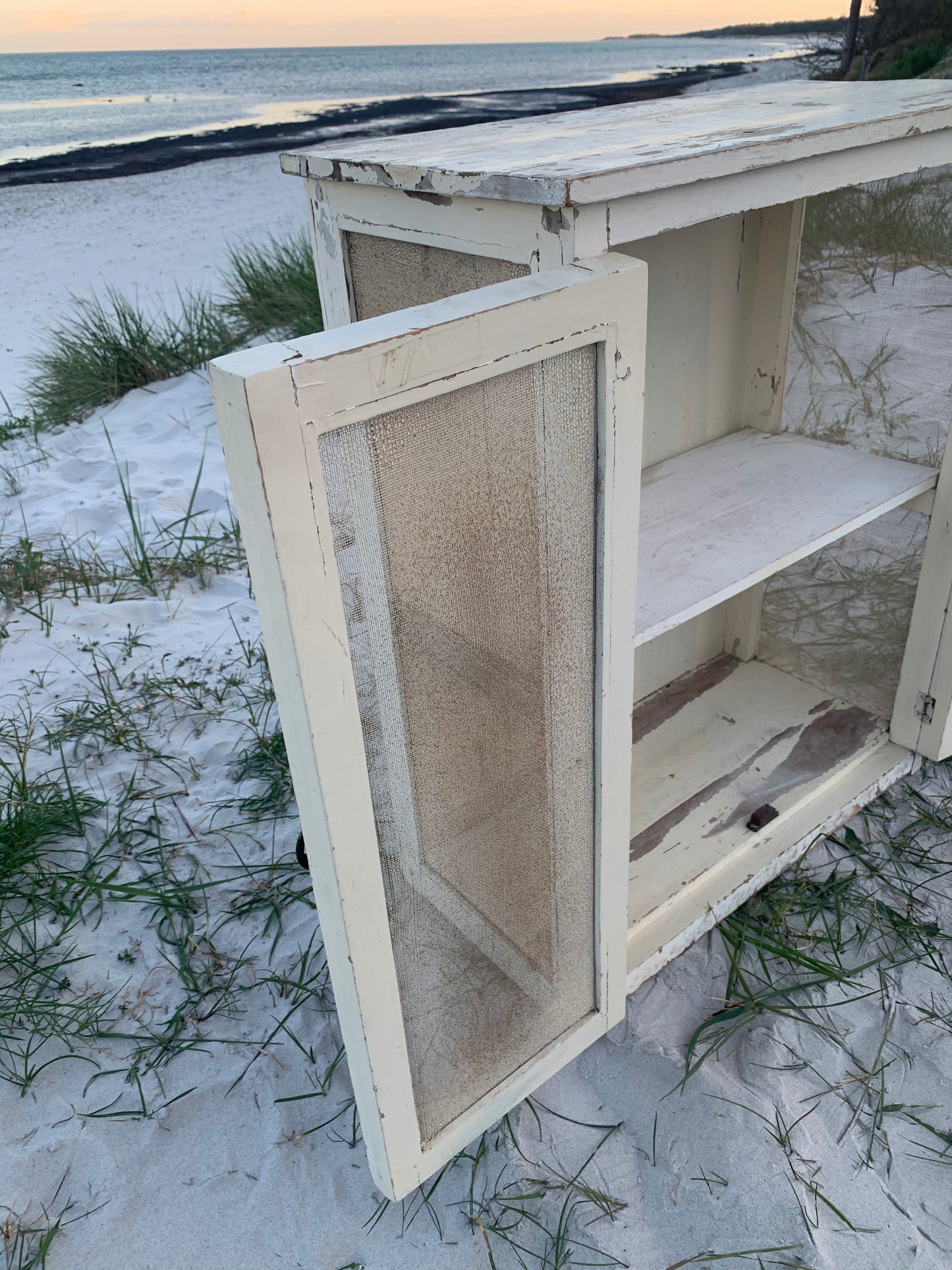Fliegenschrank