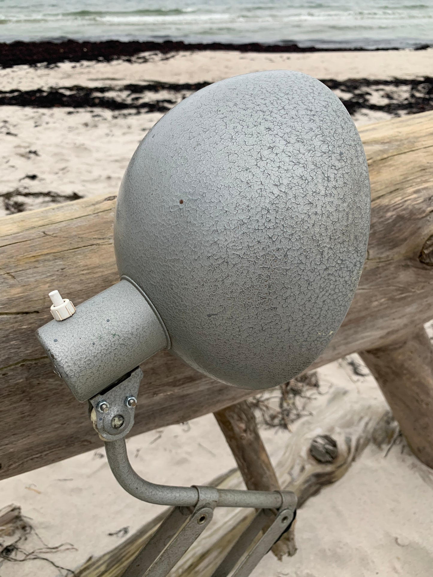 Scherenlampe - Grauer Hammerschlaglack